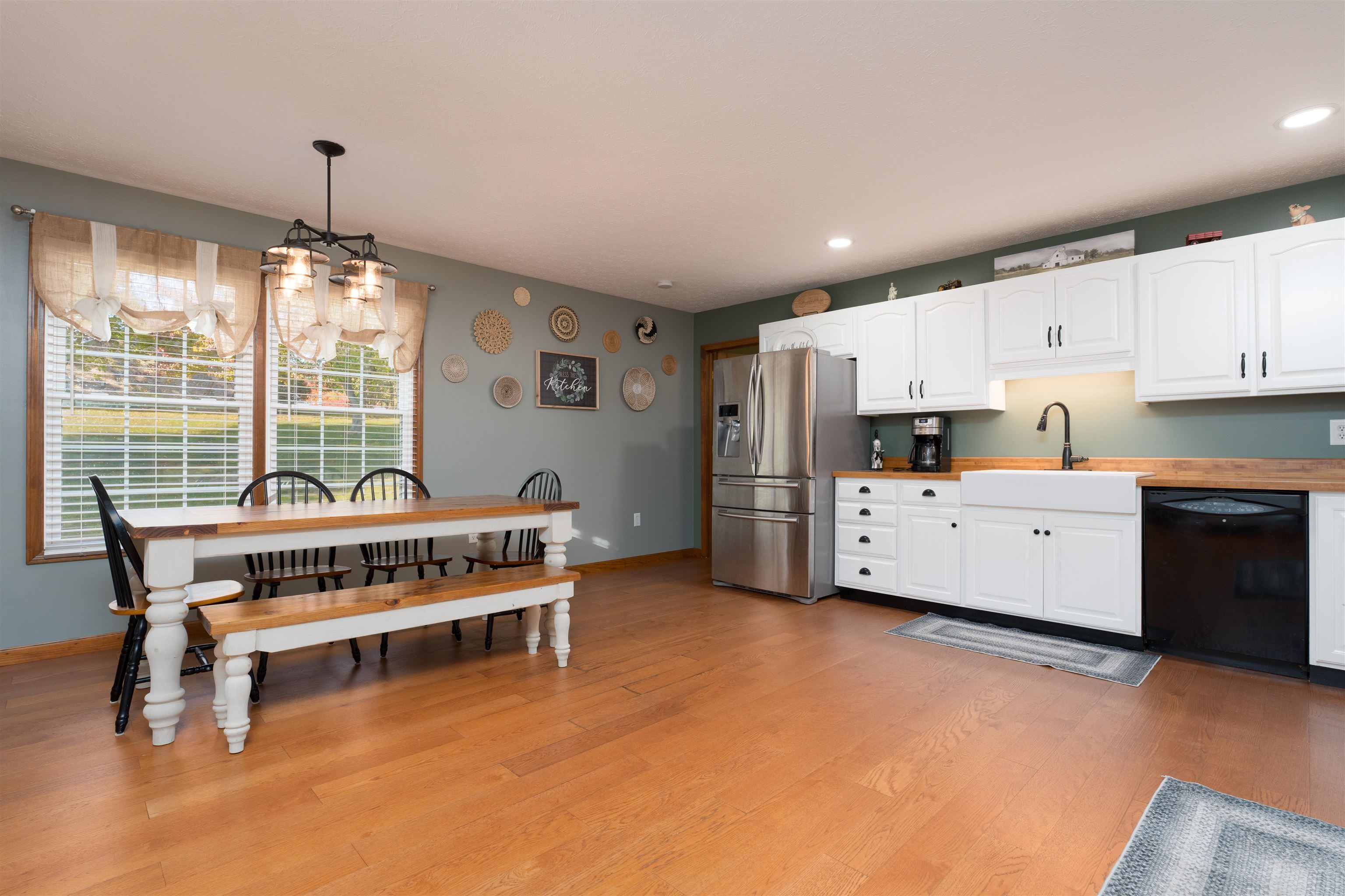 1125 Harmons Ferry Rd, Utica, Kentucky 42376, 3 Bedrooms Bedrooms, ,2 BathroomsBathrooms,Single Family Residence,For Sale,Harmons Ferry Rd,90904