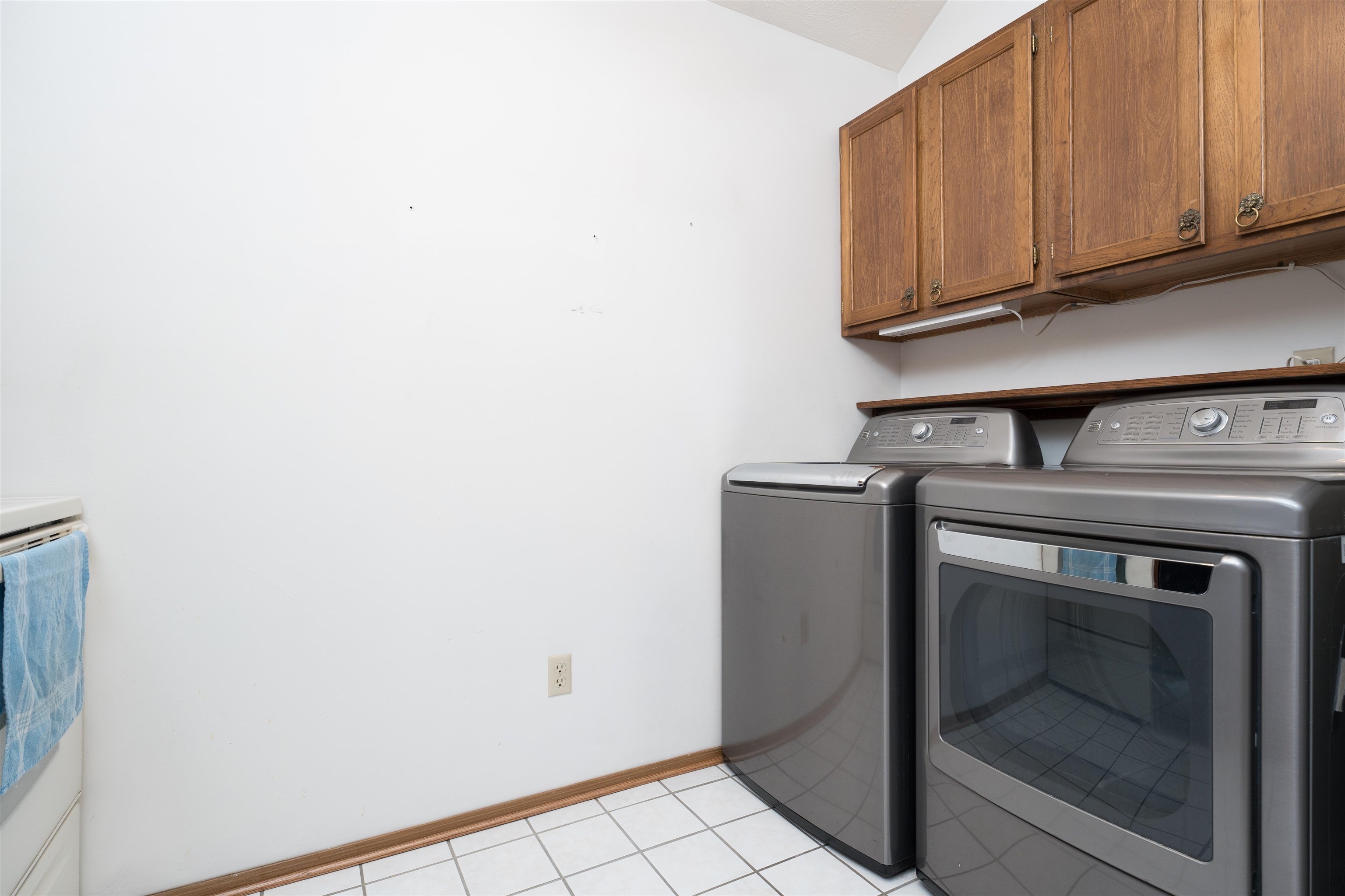 2513 Elder Drive, Owensboro, Kentucky 42301, 3 Bedrooms Bedrooms, ,2 BathroomsBathrooms,Single Family Residence,For Sale,Elder Drive,90907