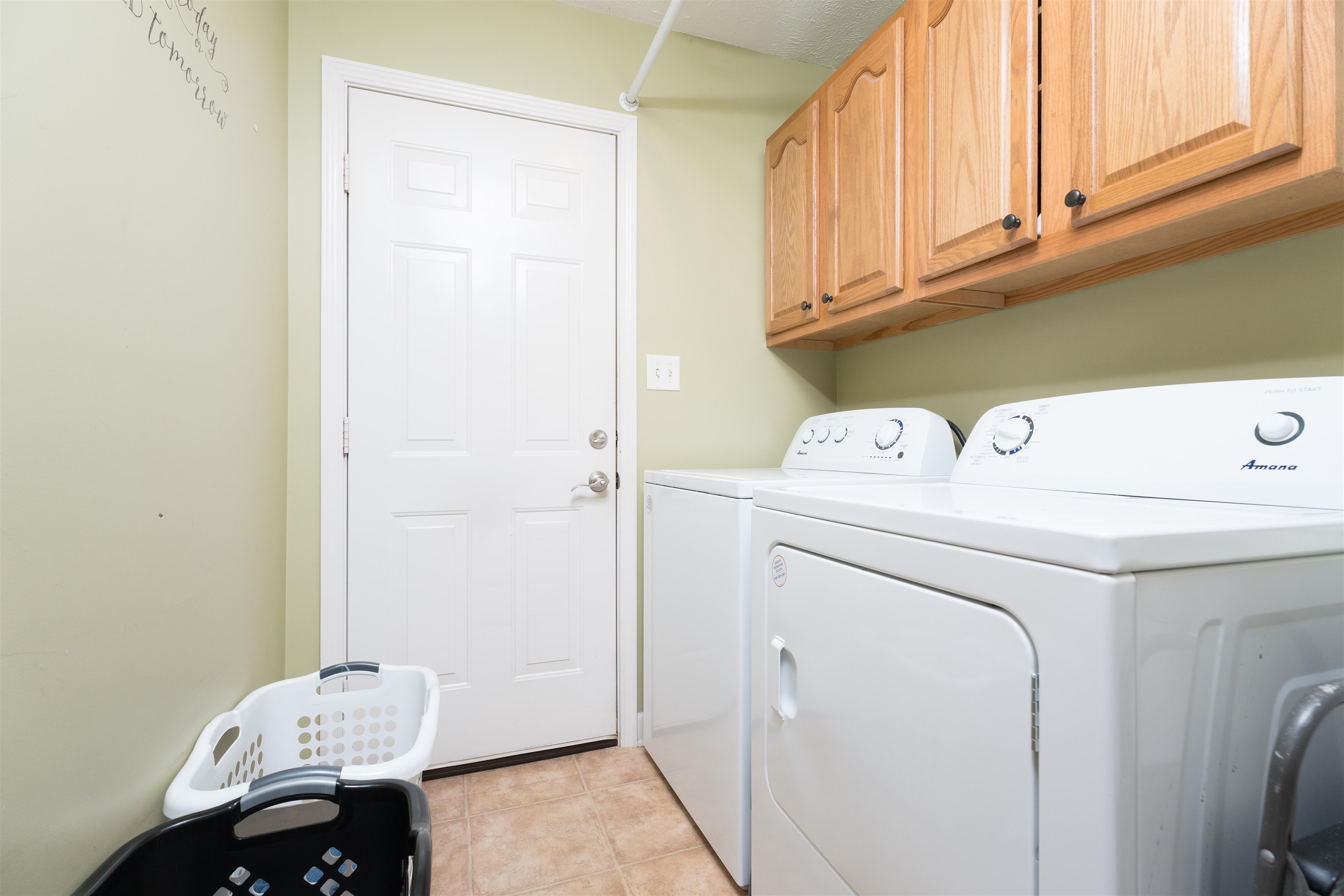 102 Goldfinch Drive, Owensboro, Kentucky 42301, 3 Bedrooms Bedrooms, ,2 BathroomsBathrooms,Single Family Residence,For Sale,Goldfinch Drive,90910