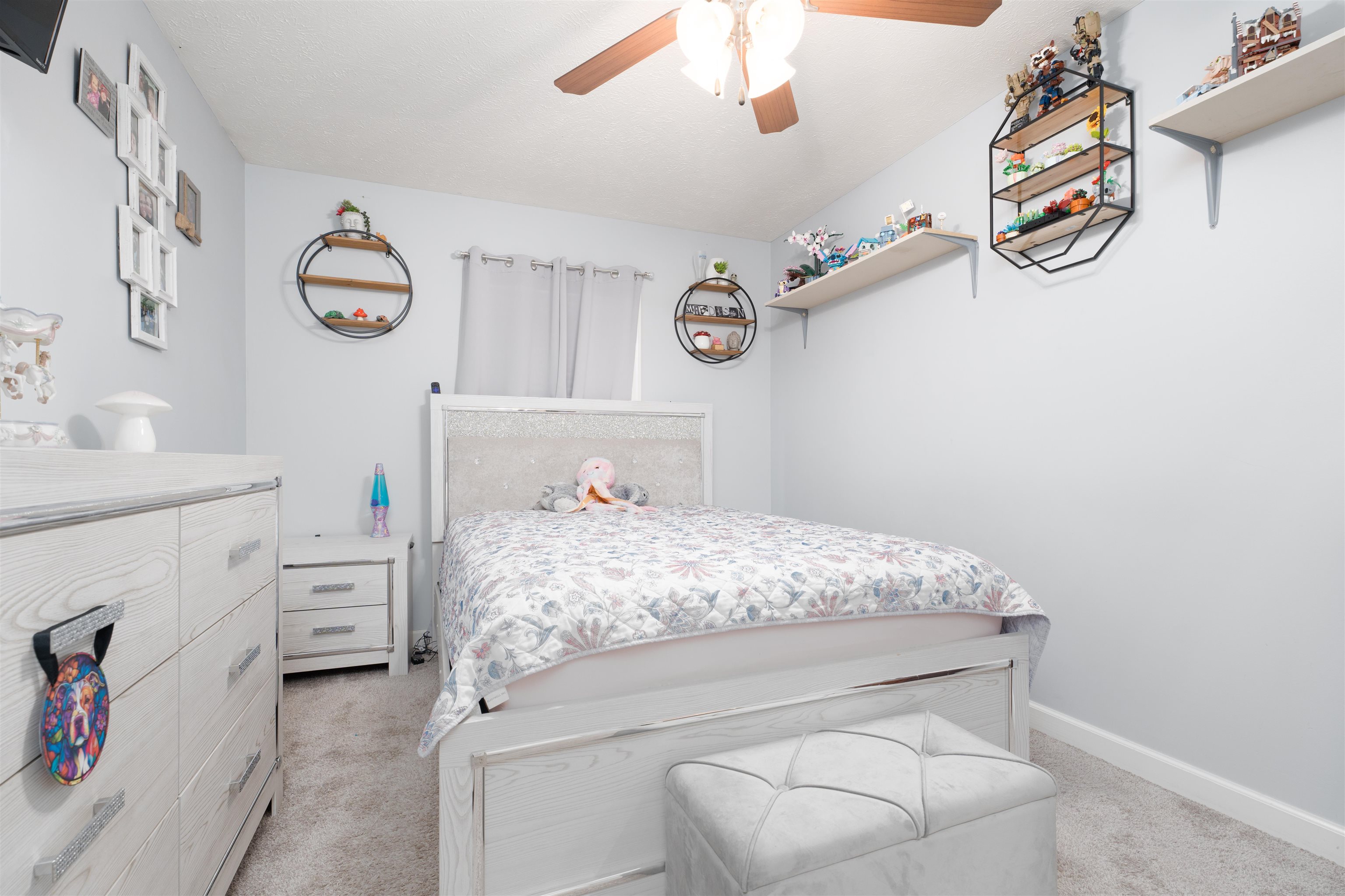 102 Goldfinch Drive, Owensboro, Kentucky 42301, 3 Bedrooms Bedrooms, ,2 BathroomsBathrooms,Single Family Residence,For Sale,Goldfinch Drive,90910