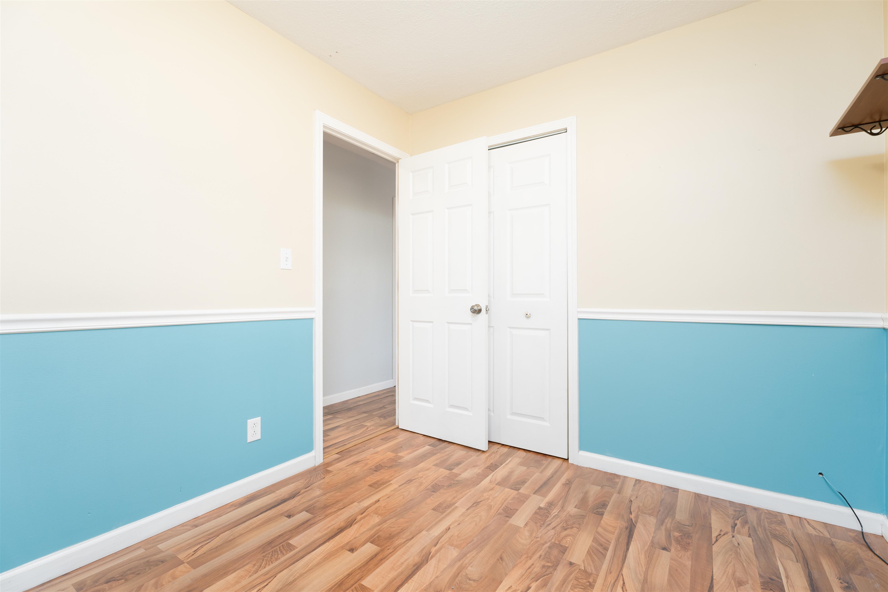 2221 Biscayne Dr, Owensboro, Kentucky 42301, 3 Bedrooms Bedrooms, ,1 BathroomBathrooms,Single Family Residence,For Sale,Biscayne Dr,90917