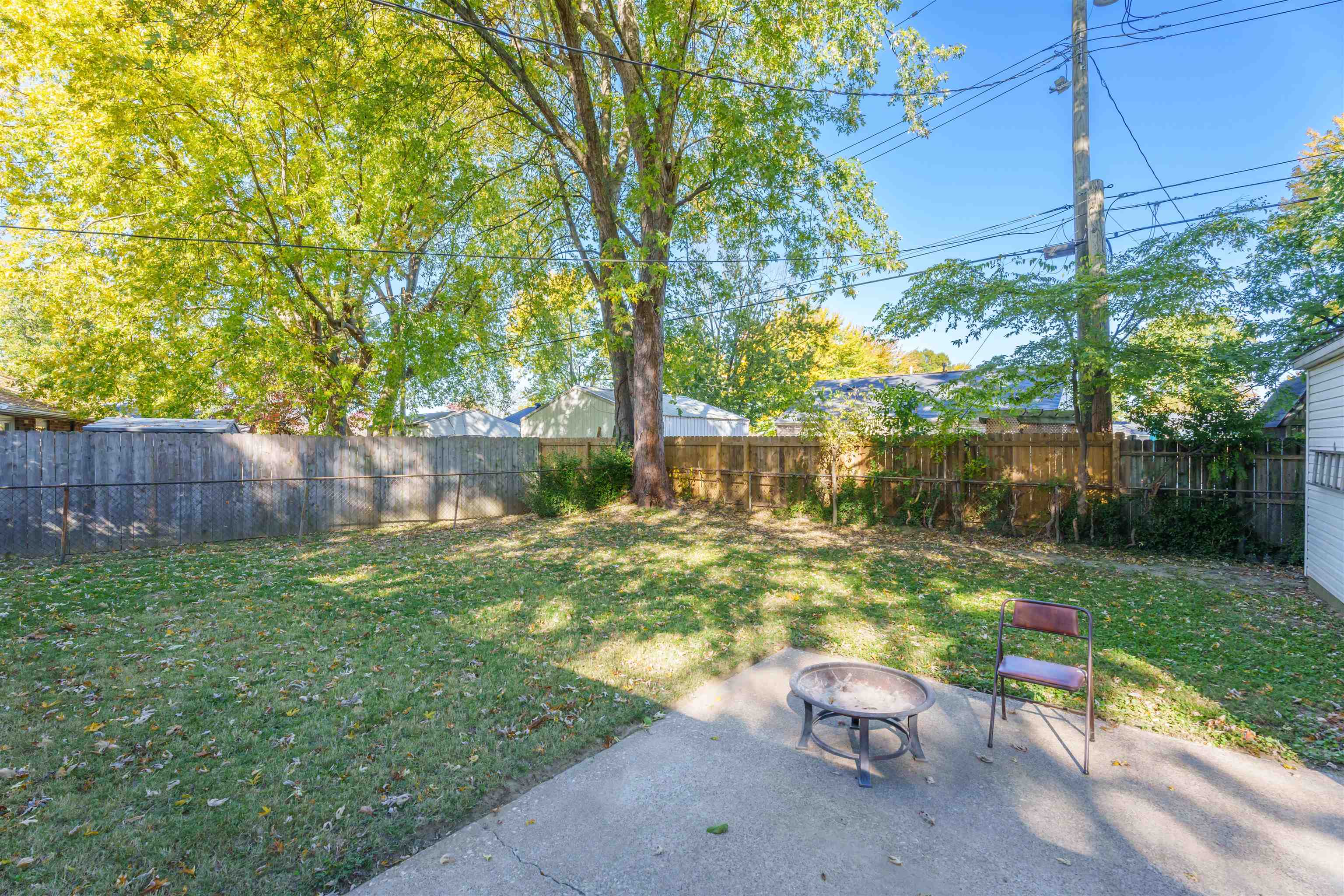 2221 Biscayne Dr, Owensboro, Kentucky 42301, 3 Bedrooms Bedrooms, ,1 BathroomBathrooms,Single Family Residence,For Sale,Biscayne Dr,90917