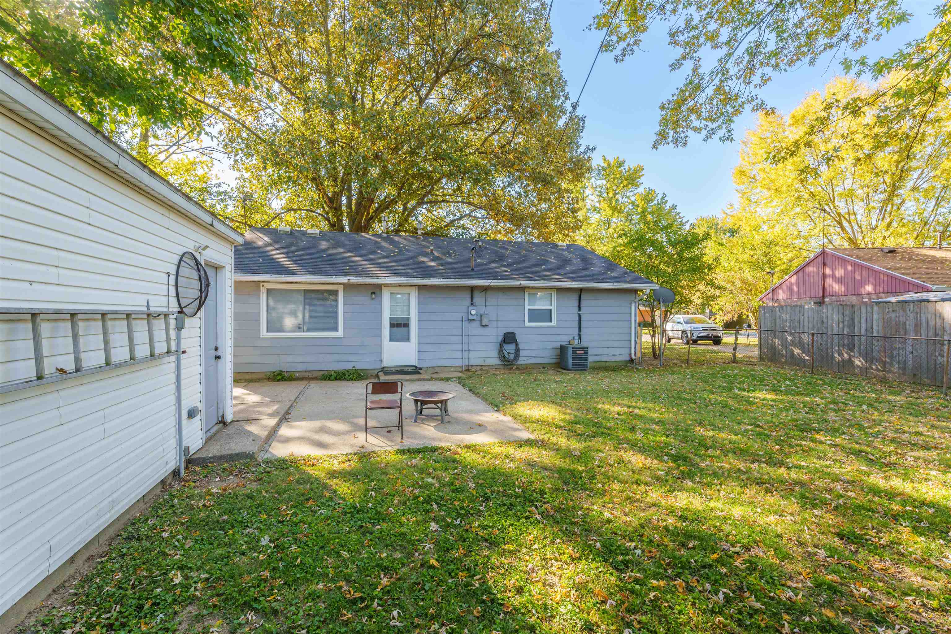 2221 Biscayne Dr, Owensboro, Kentucky 42301, 3 Bedrooms Bedrooms, ,1 BathroomBathrooms,Single Family Residence,For Sale,Biscayne Dr,90917