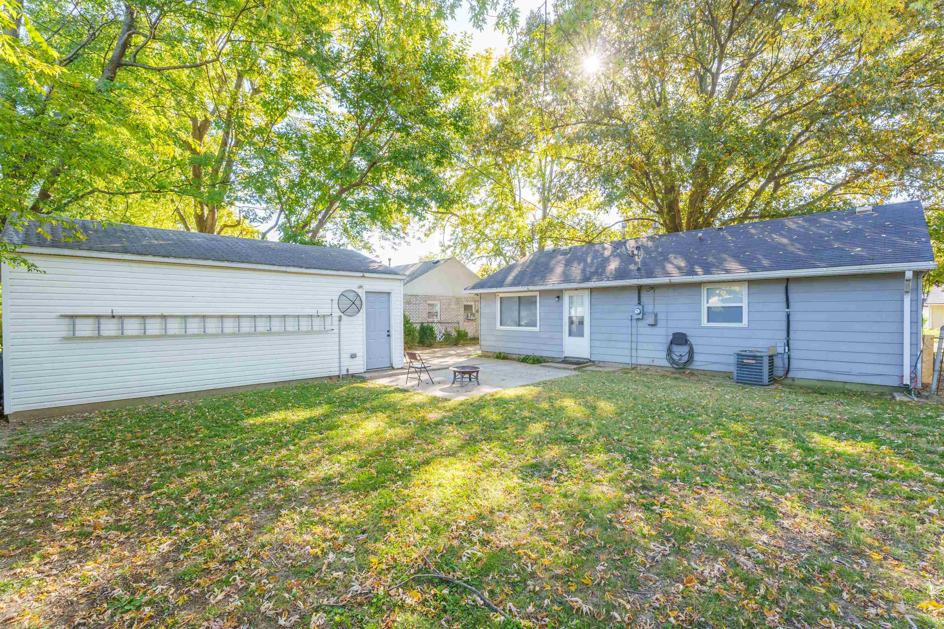 2221 Biscayne Dr, Owensboro, Kentucky 42301, 3 Bedrooms Bedrooms, ,1 BathroomBathrooms,Single Family Residence,For Sale,Biscayne Dr,90917