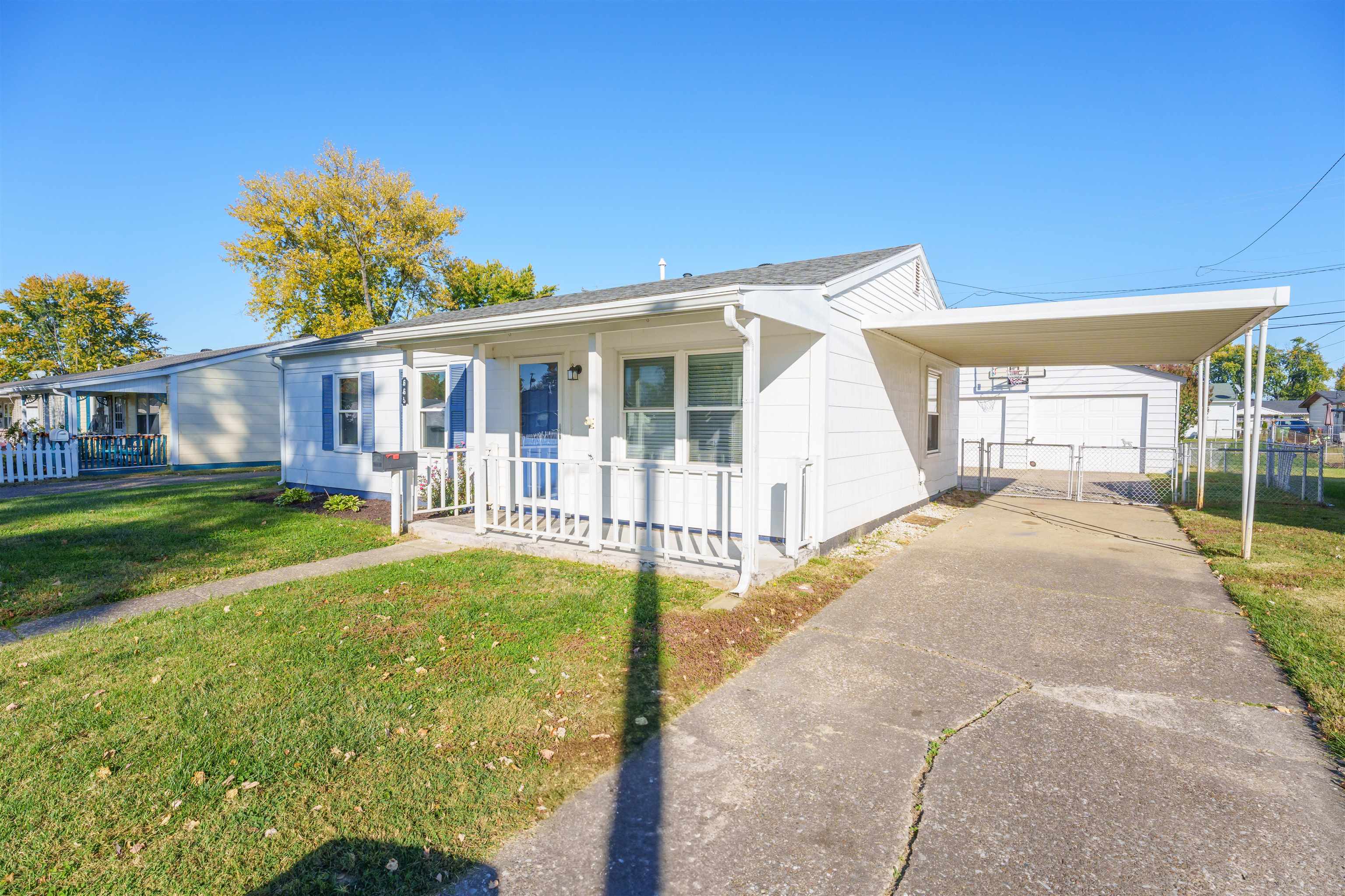 665 Greenbriar St., Owensboro, Kentucky 42301, 3 Bedrooms Bedrooms, ,1 BathroomBathrooms,Single Family Residence,For Sale,Greenbriar St.,90922