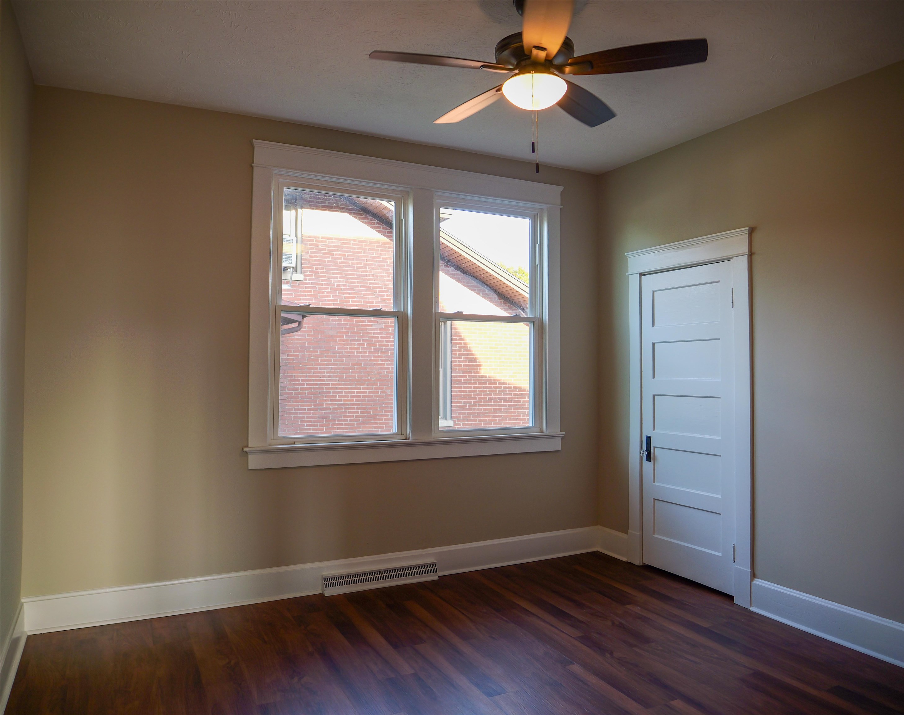 130 7th St, Calhoun, Kentucky 42327, 5 Bedrooms Bedrooms, ,2 BathroomsBathrooms,Single Family Residence,For Sale,7th St,90924