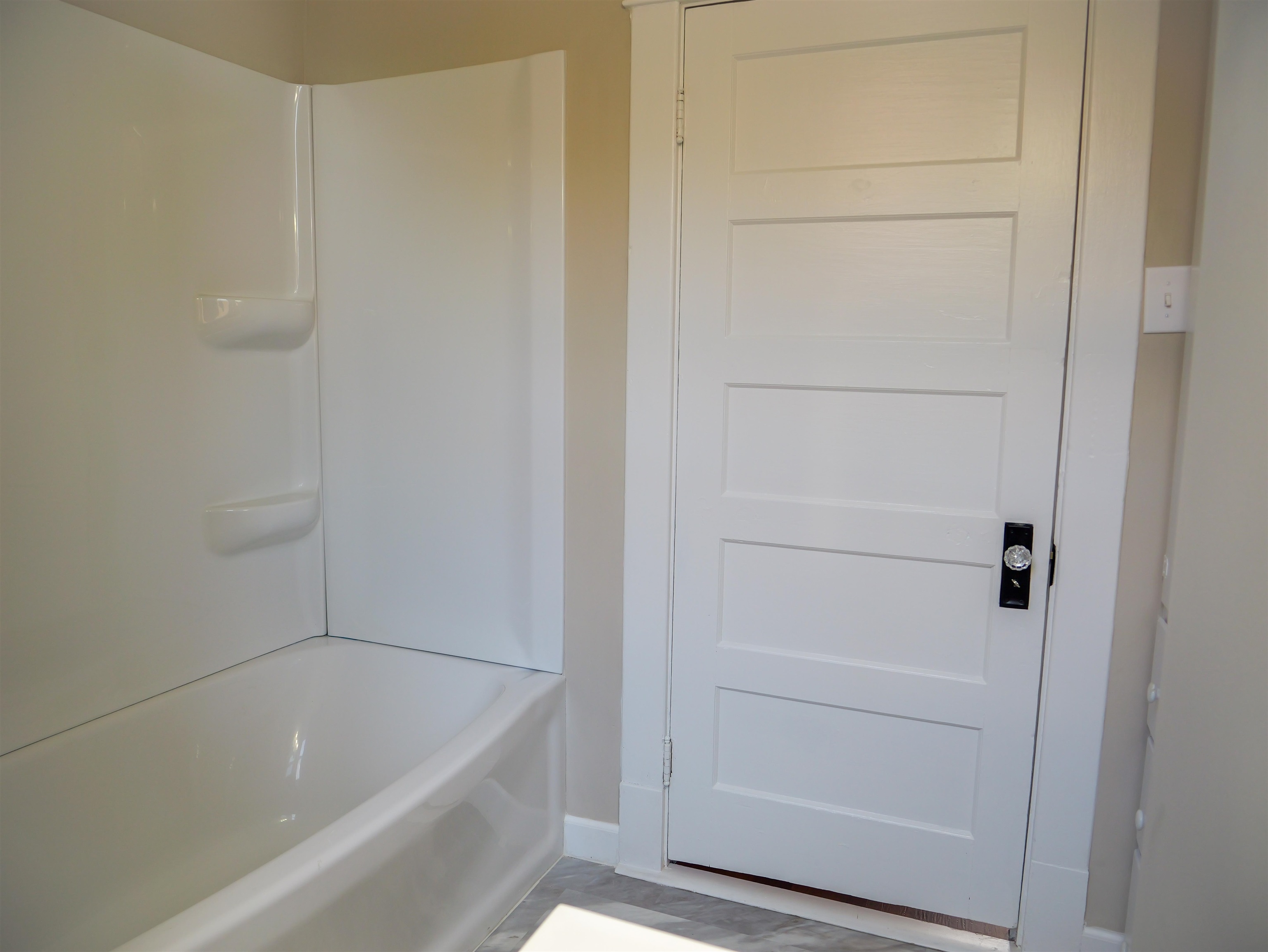 130 7th St, Calhoun, Kentucky 42327, 5 Bedrooms Bedrooms, ,2 BathroomsBathrooms,Single Family Residence,For Sale,7th St,90924