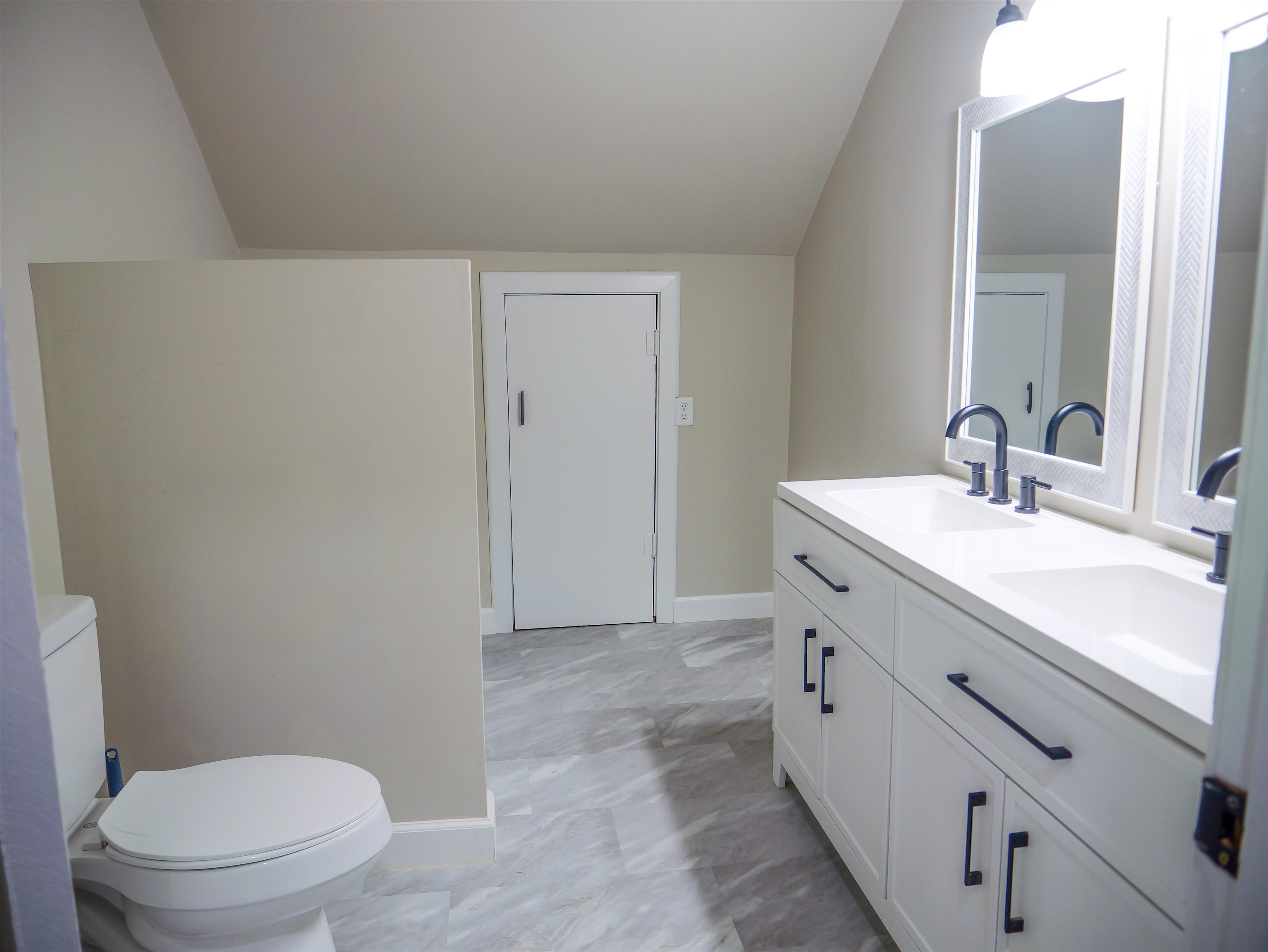 130 7th St, Calhoun, Kentucky 42327, 5 Bedrooms Bedrooms, ,2 BathroomsBathrooms,Single Family Residence,For Sale,7th St,90924