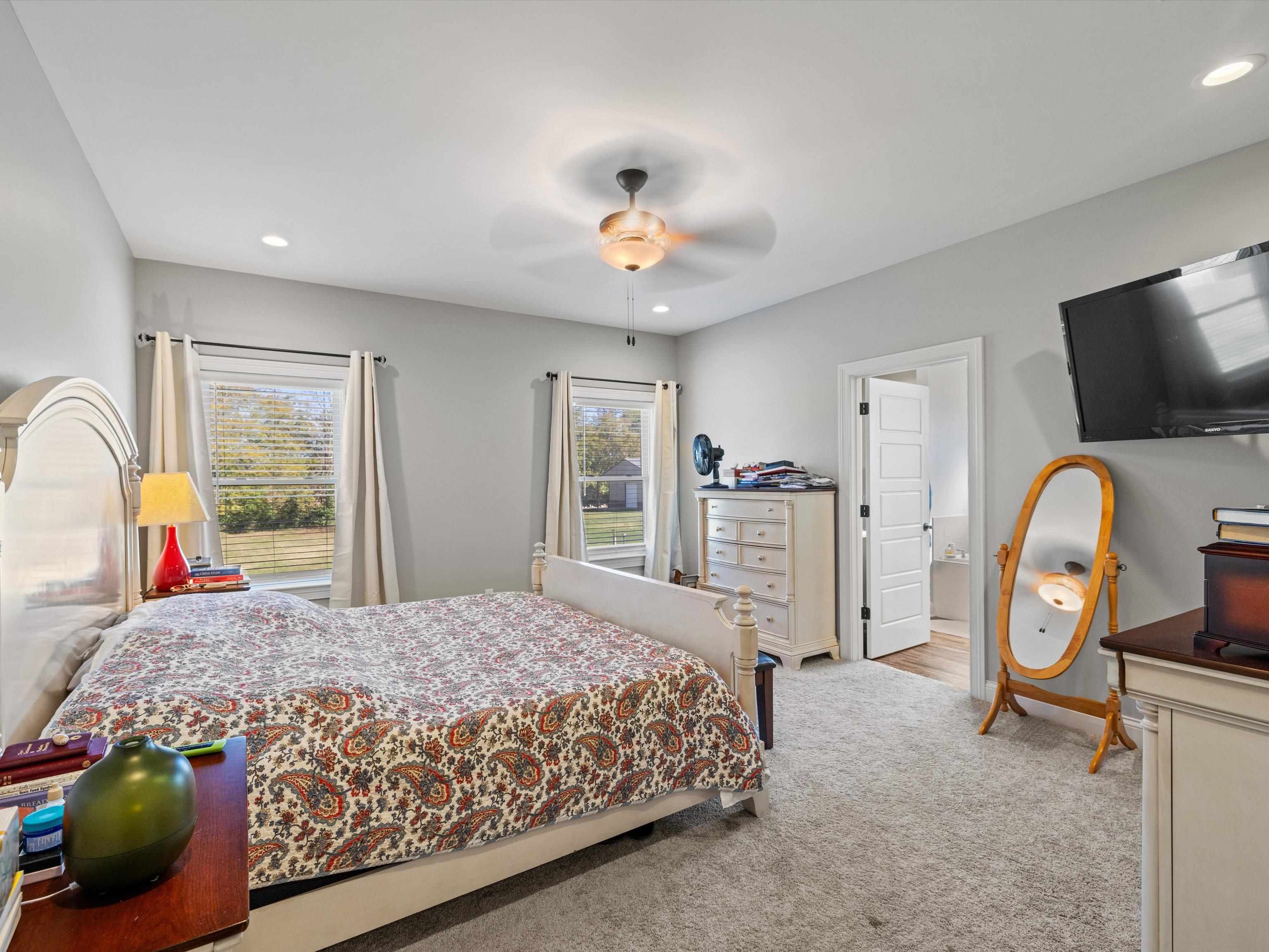 5819 Hwy 56, Owensboro, Kentucky 42301, 4 Bedrooms Bedrooms, ,3 BathroomsBathrooms,Single Family Residence,For Sale,Hwy 56,90928