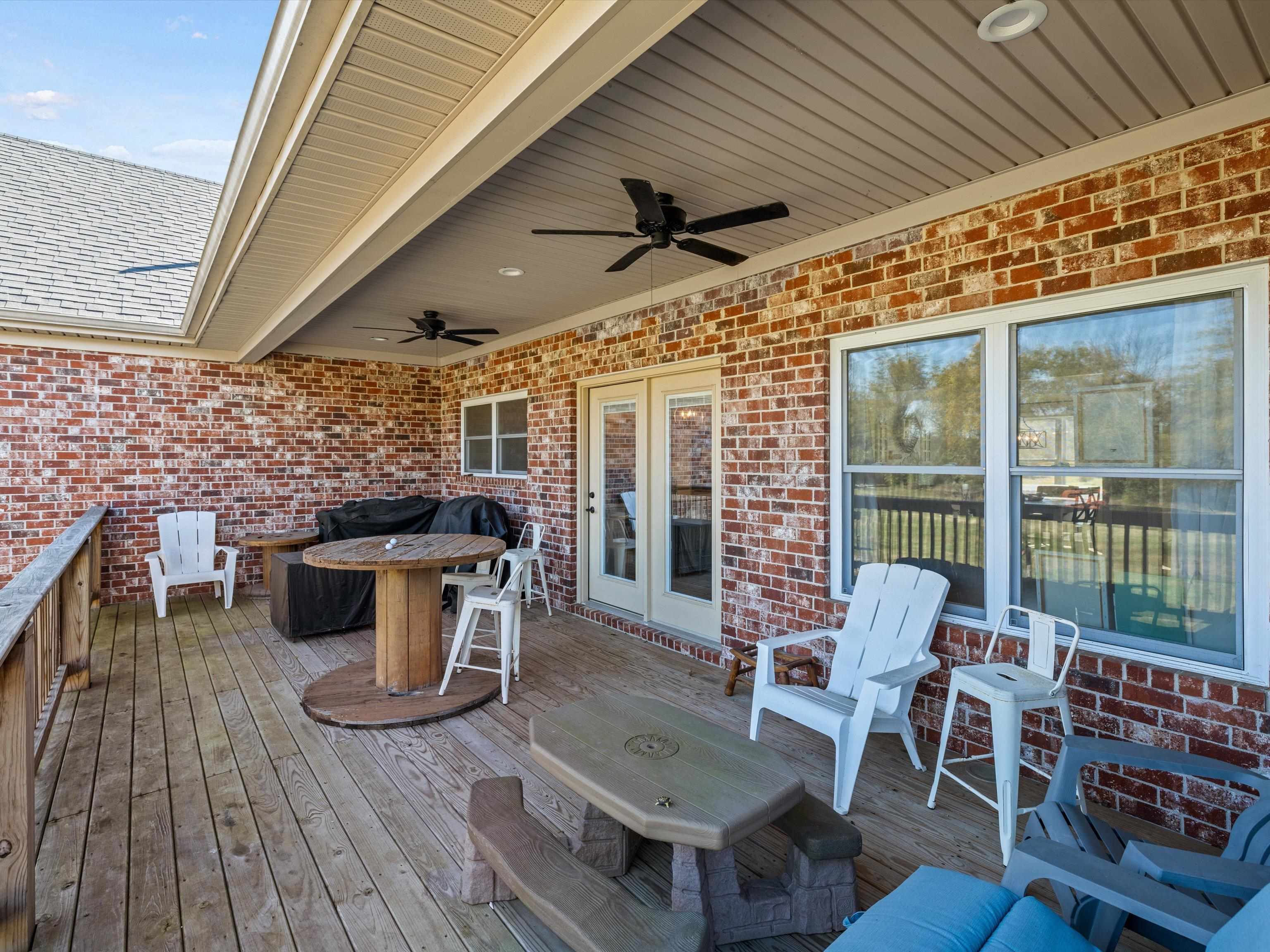 5819 Hwy 56, Owensboro, Kentucky 42301, 4 Bedrooms Bedrooms, ,3 BathroomsBathrooms,Single Family Residence,For Sale,Hwy 56,90928