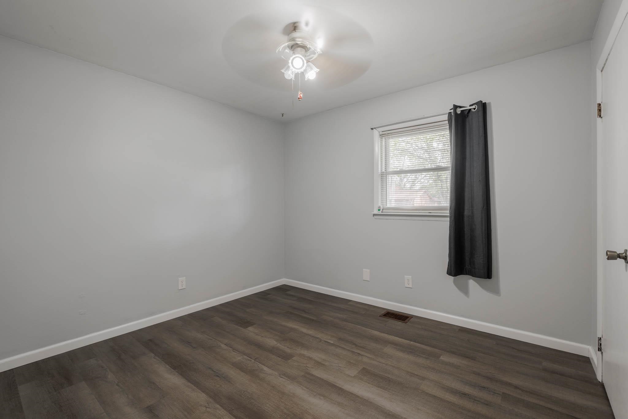 4018 Kipling Drive, Owensboro, Kentucky 42303, 3 Bedrooms Bedrooms, ,1 BathroomBathrooms,Single Family Residence,For Sale,Kipling Drive,90931
