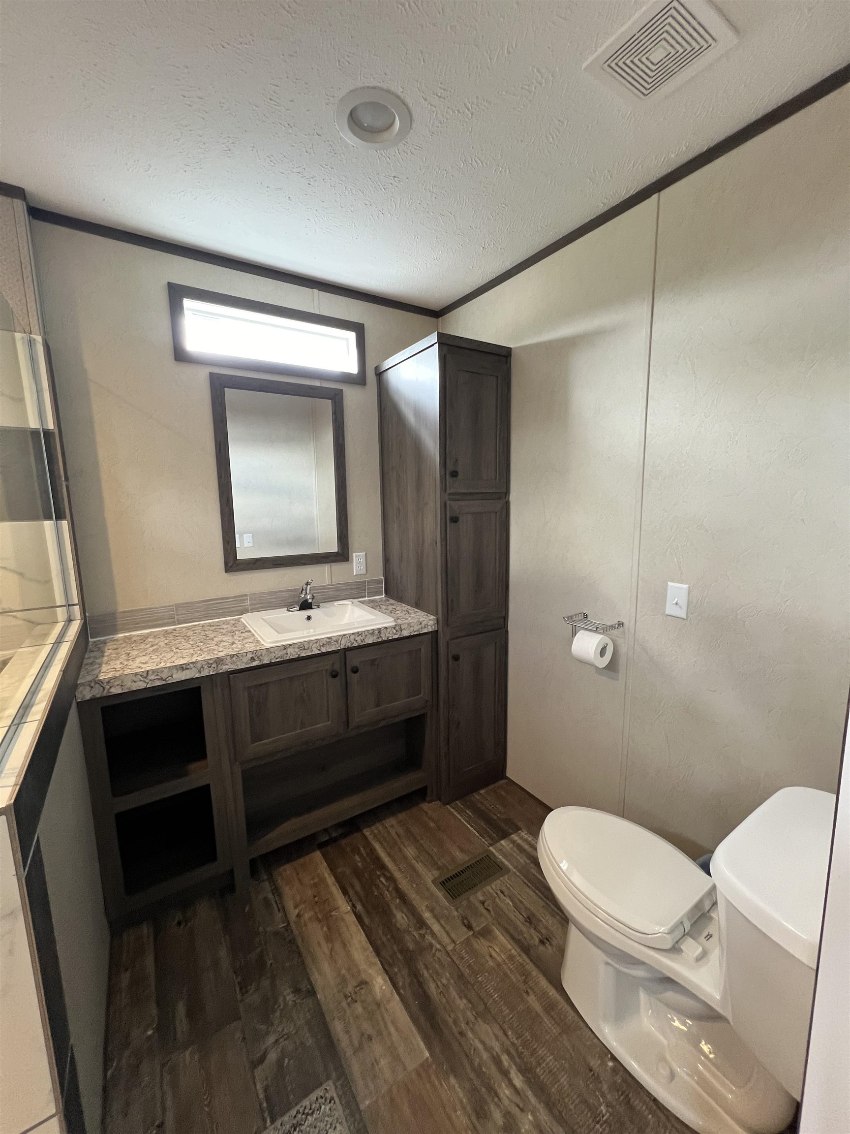 17300 Beaver Dam Rd., Caneyville, Kentucky 42721, 2 Bedrooms Bedrooms, ,2 BathroomsBathrooms,Manufactured On Land,For Sale,Beaver Dam Rd.,90940