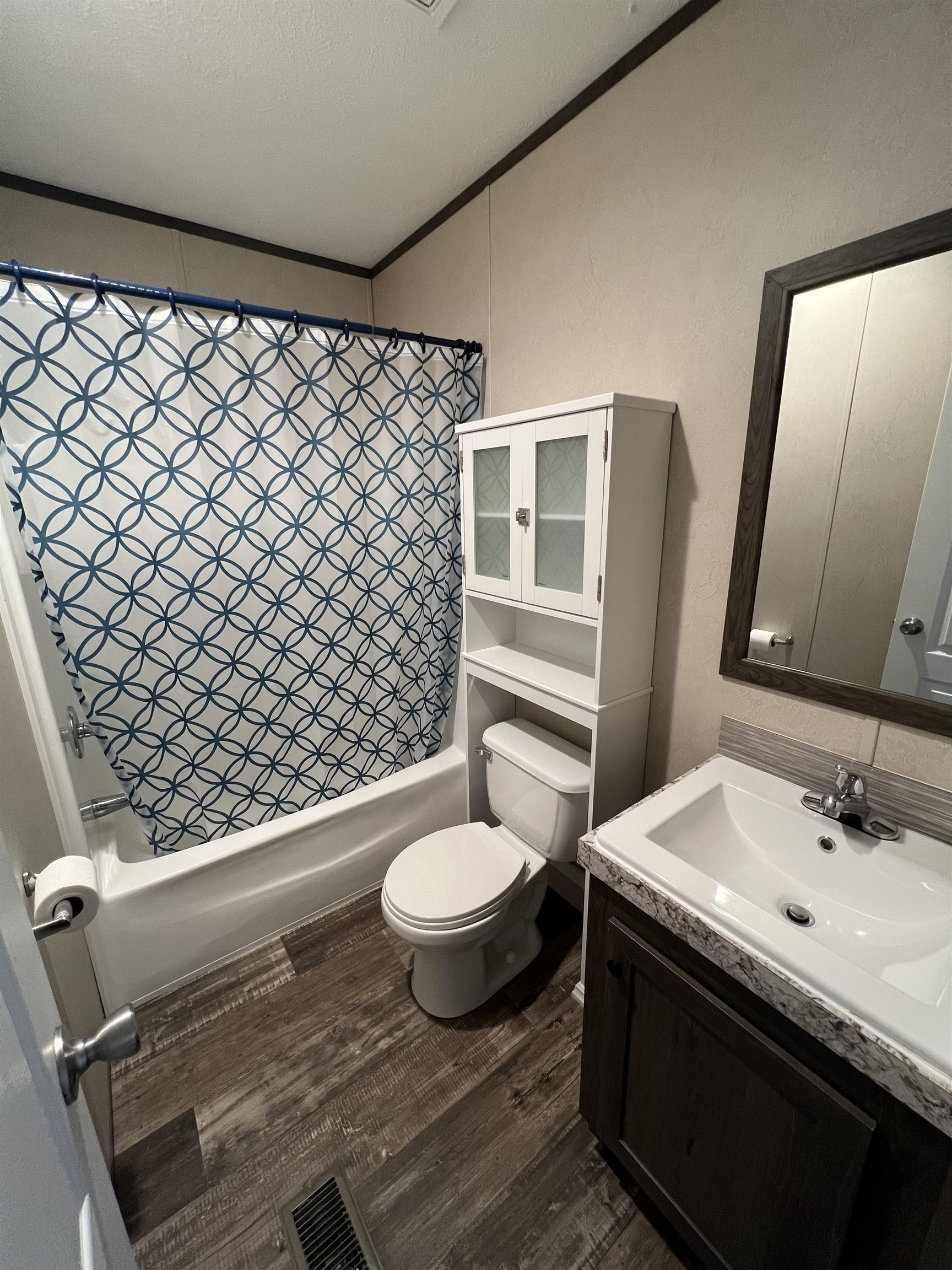 17300 Beaver Dam Rd., Caneyville, Kentucky 42721, 2 Bedrooms Bedrooms, ,2 BathroomsBathrooms,Manufactured On Land,For Sale,Beaver Dam Rd.,90940