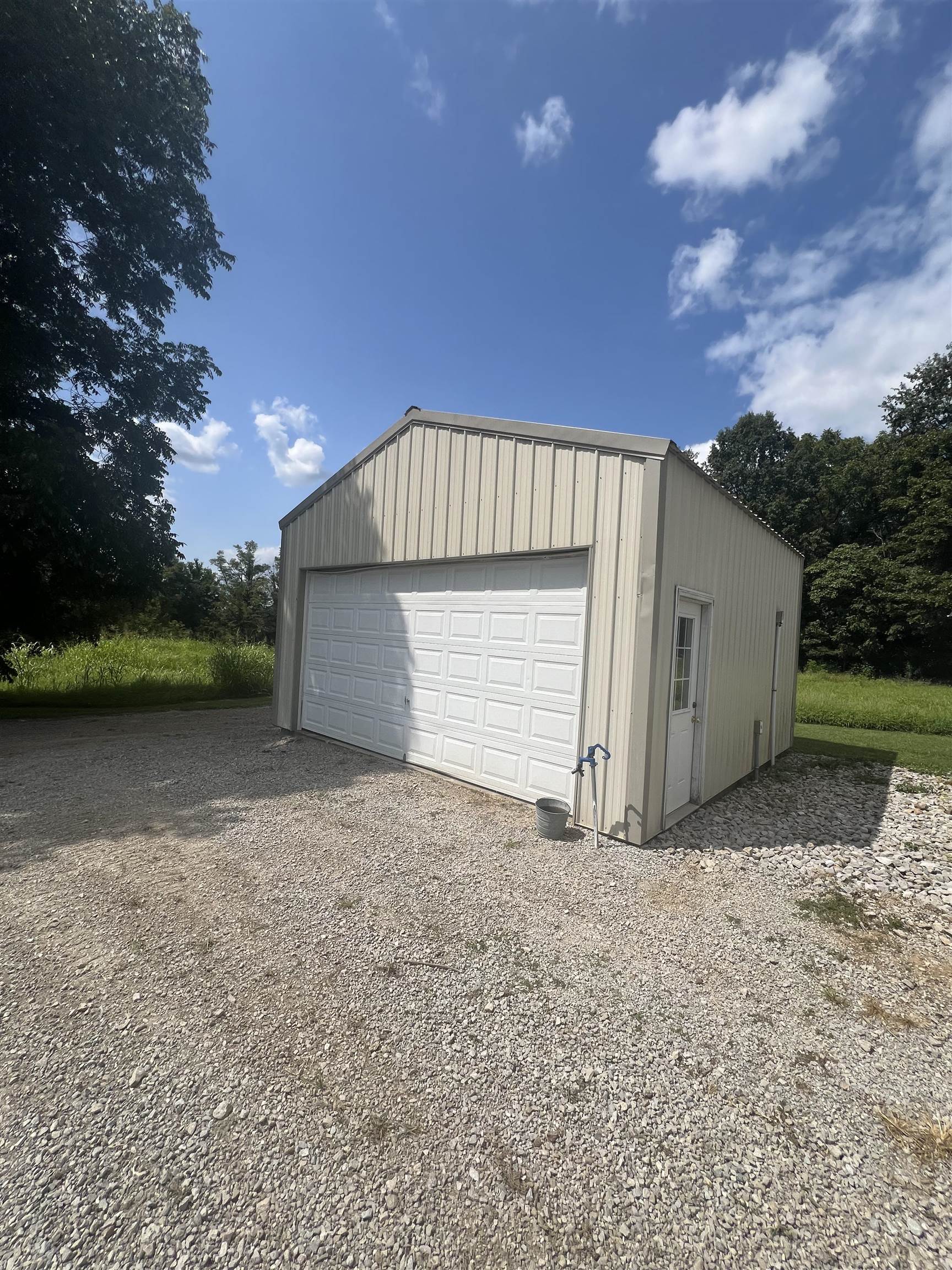 8116 Falls of Rough Rd., Falls of Rough, Kentucky 40119, 2 Bedrooms Bedrooms, ,2 BathroomsBathrooms,Single Family Residence,For Sale,Falls of Rough Rd.,90941