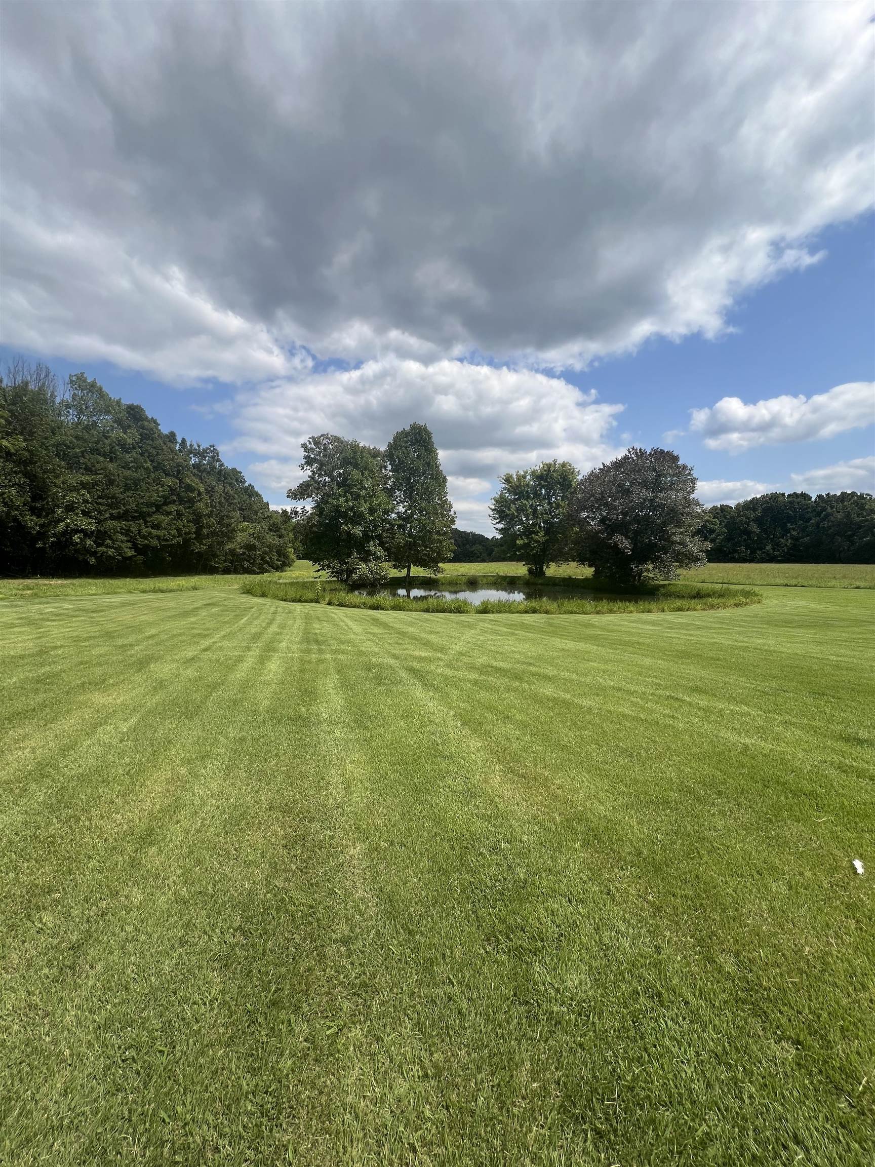 8116 Falls of Rough Rd., Falls of Rough, Kentucky 40119, 2 Bedrooms Bedrooms, ,2 BathroomsBathrooms,Single Family Residence,For Sale,Falls of Rough Rd.,90941