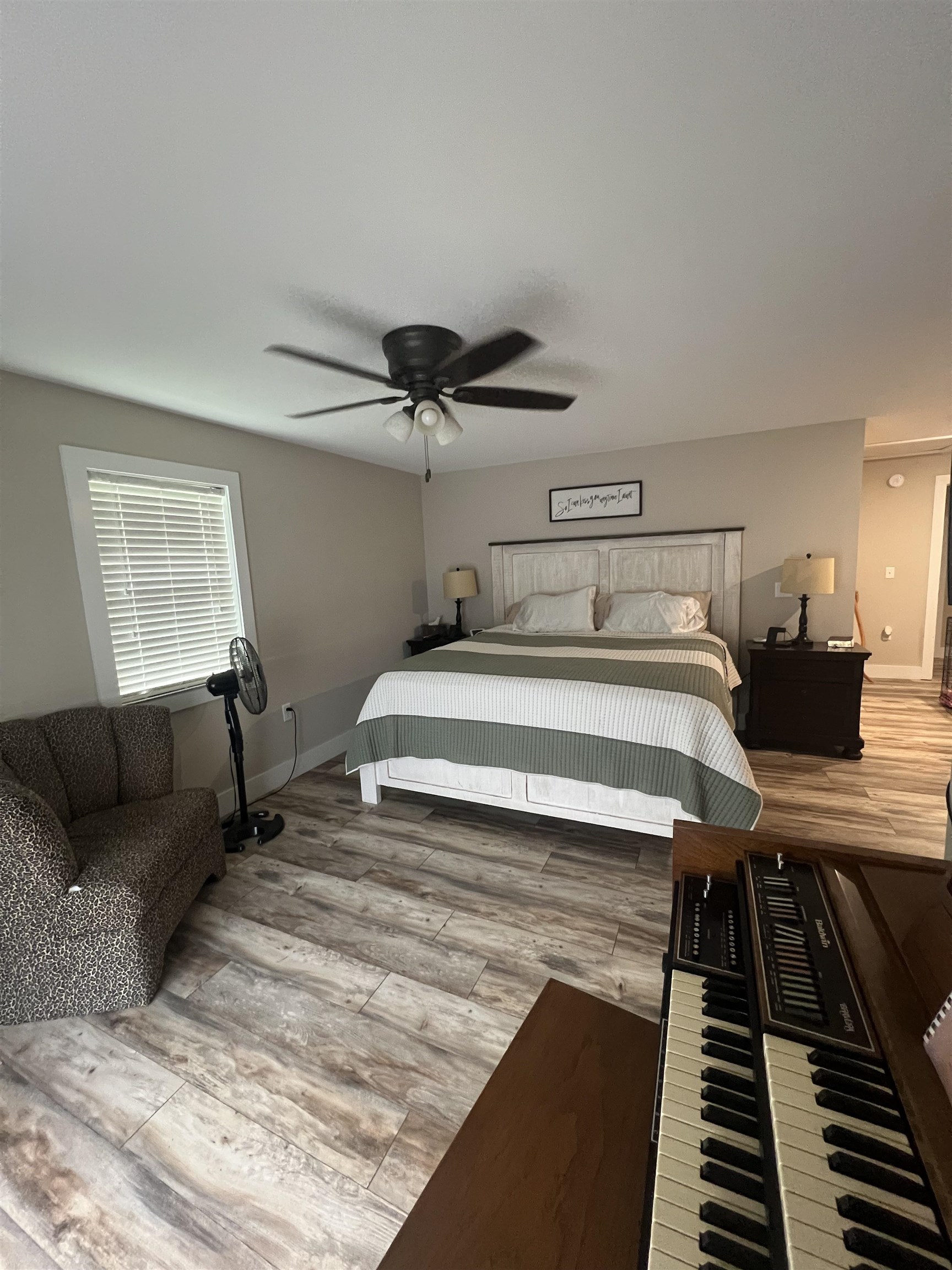 8116 Falls of Rough Rd., Falls of Rough, Kentucky 40119, 2 Bedrooms Bedrooms, ,2 BathroomsBathrooms,Single Family Residence,For Sale,Falls of Rough Rd.,90941