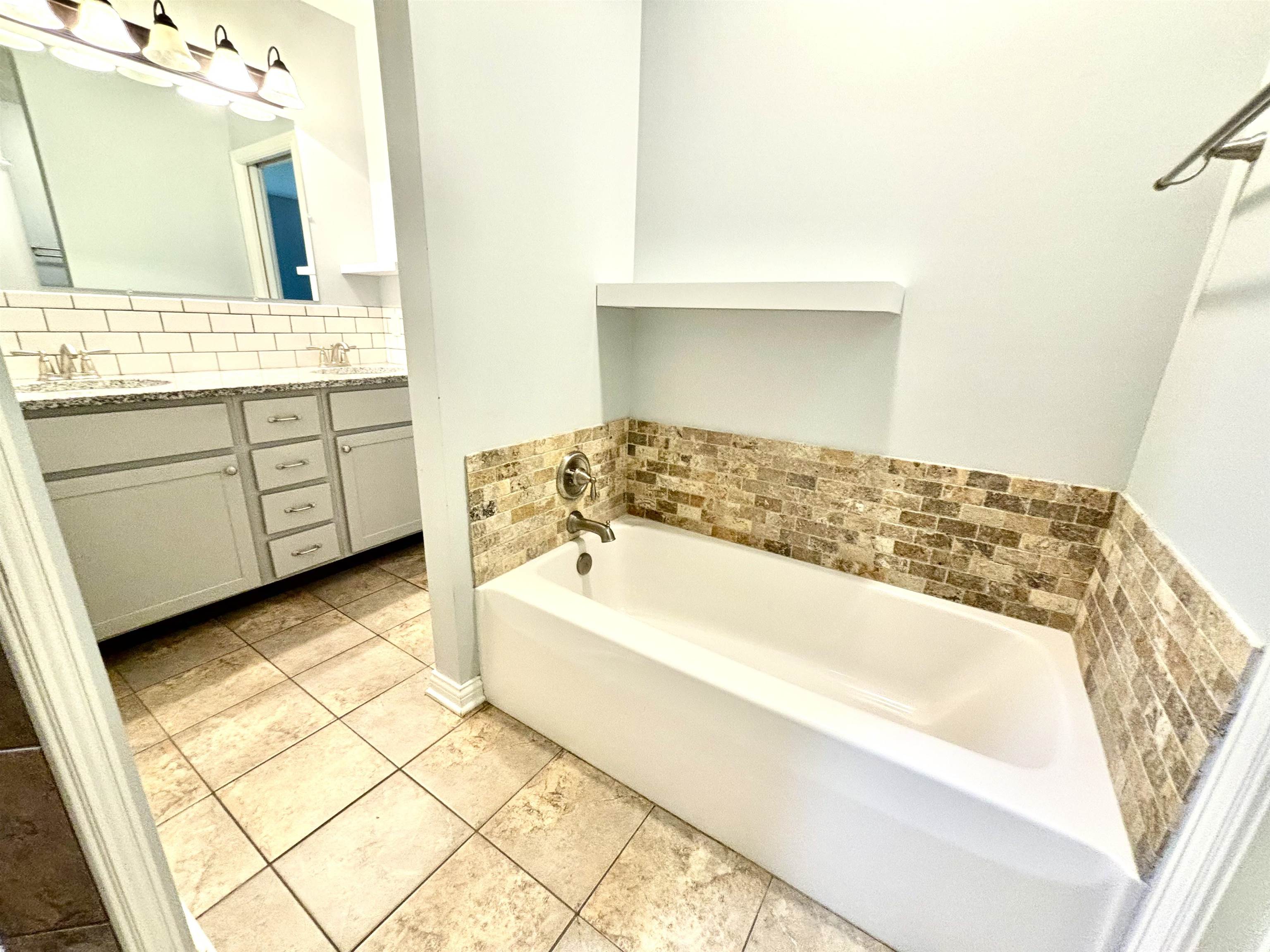 3435 London Pike, Philpot, Kentucky 42366, 6 Bedrooms Bedrooms, ,4 BathroomsBathrooms,Single Family Residence,For Sale,London Pike,90942