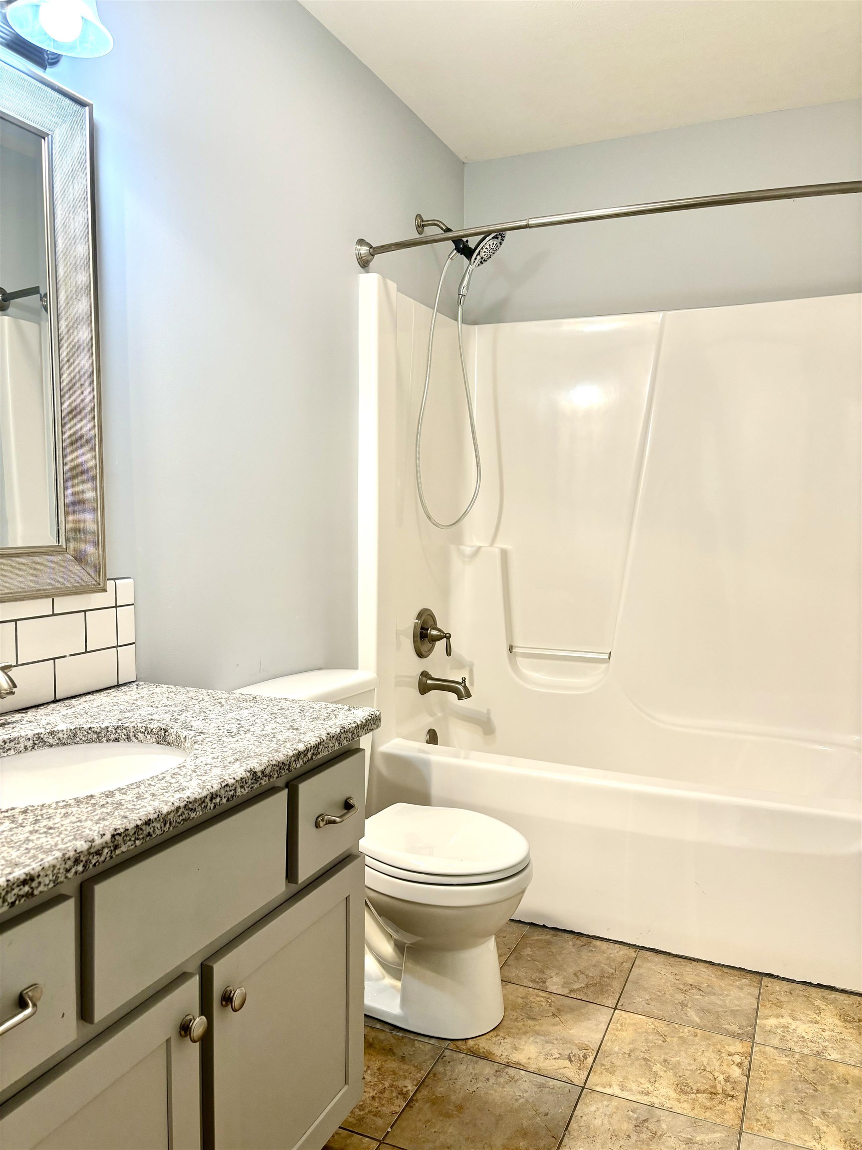 3435 London Pike, Philpot, Kentucky 42366, 6 Bedrooms Bedrooms, ,4 BathroomsBathrooms,Single Family Residence,For Sale,London Pike,90942