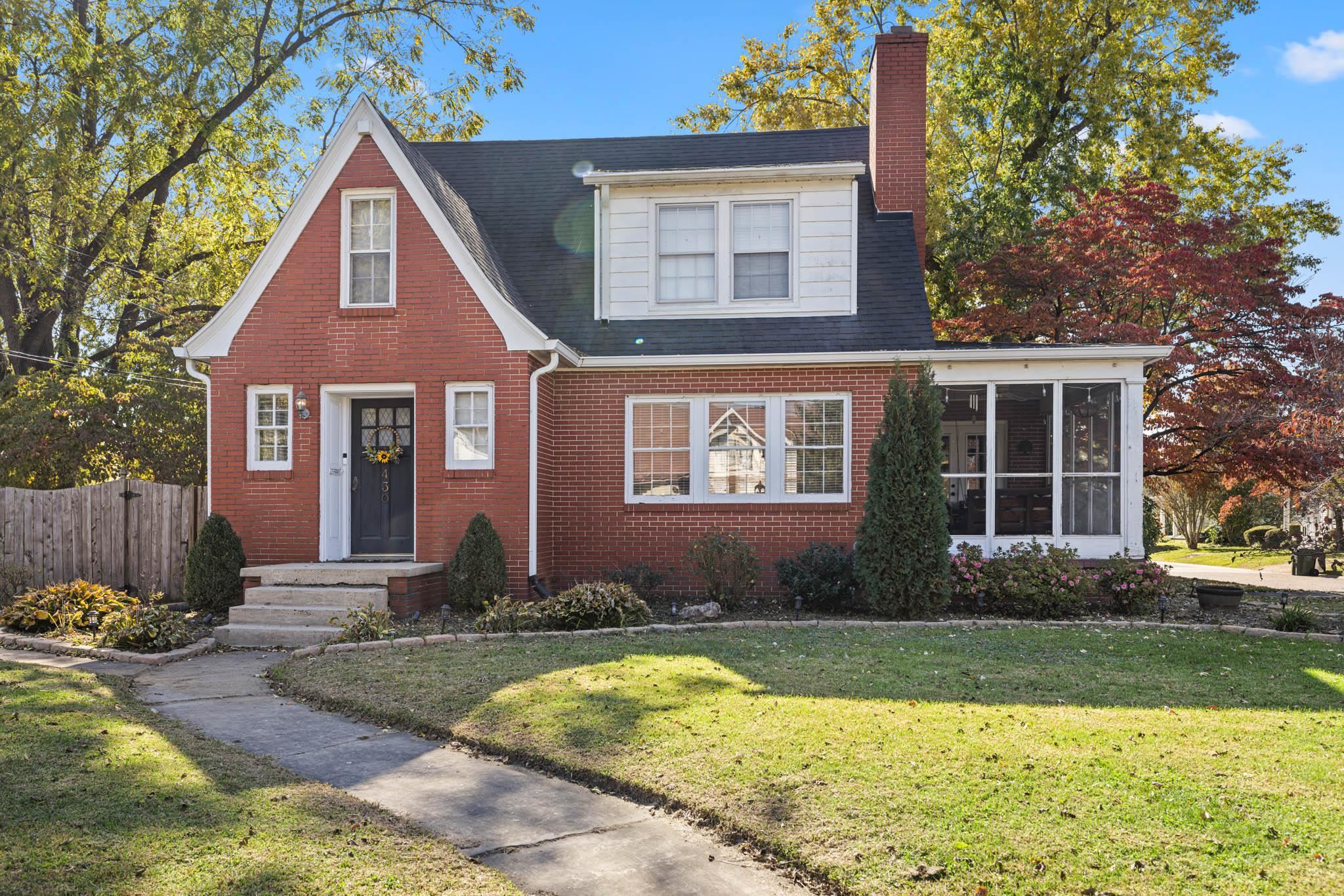 430 Hill Ave, Owensboro, Kentucky 42301, 3 Bedrooms Bedrooms, ,2 BathroomsBathrooms,Single Family Residence,For Sale,Hill Ave,90946