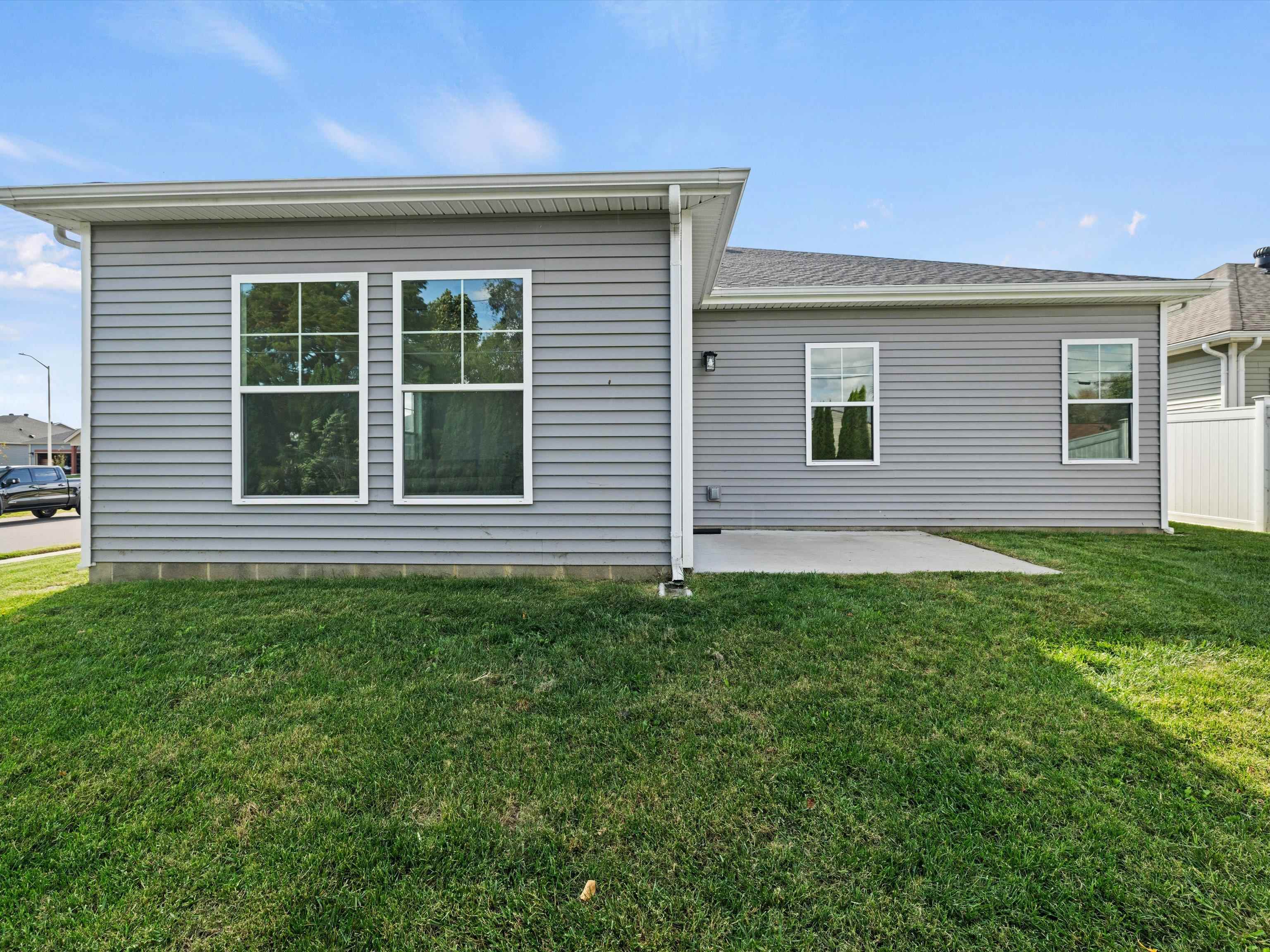 2201 Ottawa Dr., Owensboro, Kentucky 42301, 4 Bedrooms Bedrooms, ,2 BathroomsBathrooms,Single Family Residence,For Sale,Ottawa Dr.,90947