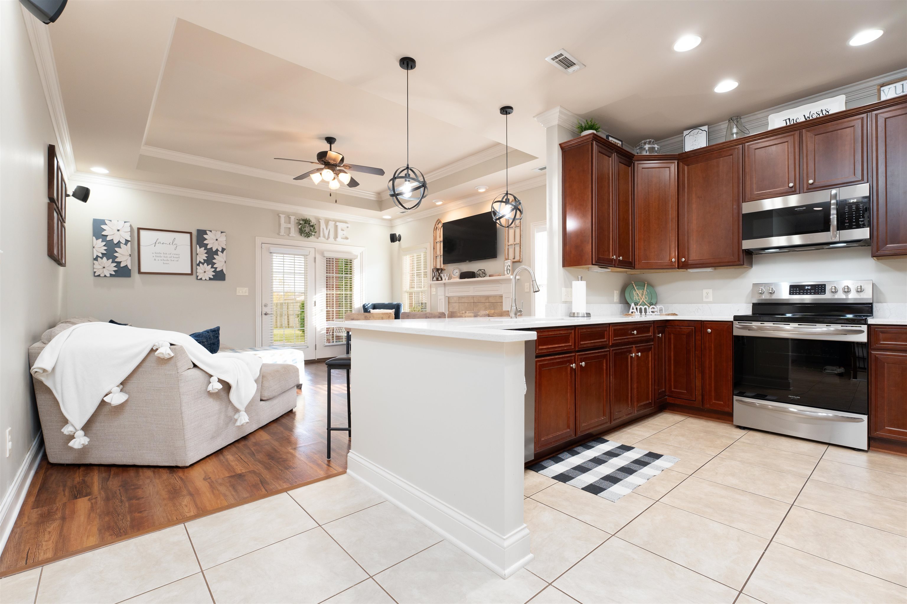 2813 Glencrest Dr, Owensboro, Kentucky 42303-4577, 5 Bedrooms Bedrooms, ,3 BathroomsBathrooms,Single Family Residence,For Sale,Glencrest Dr,90950