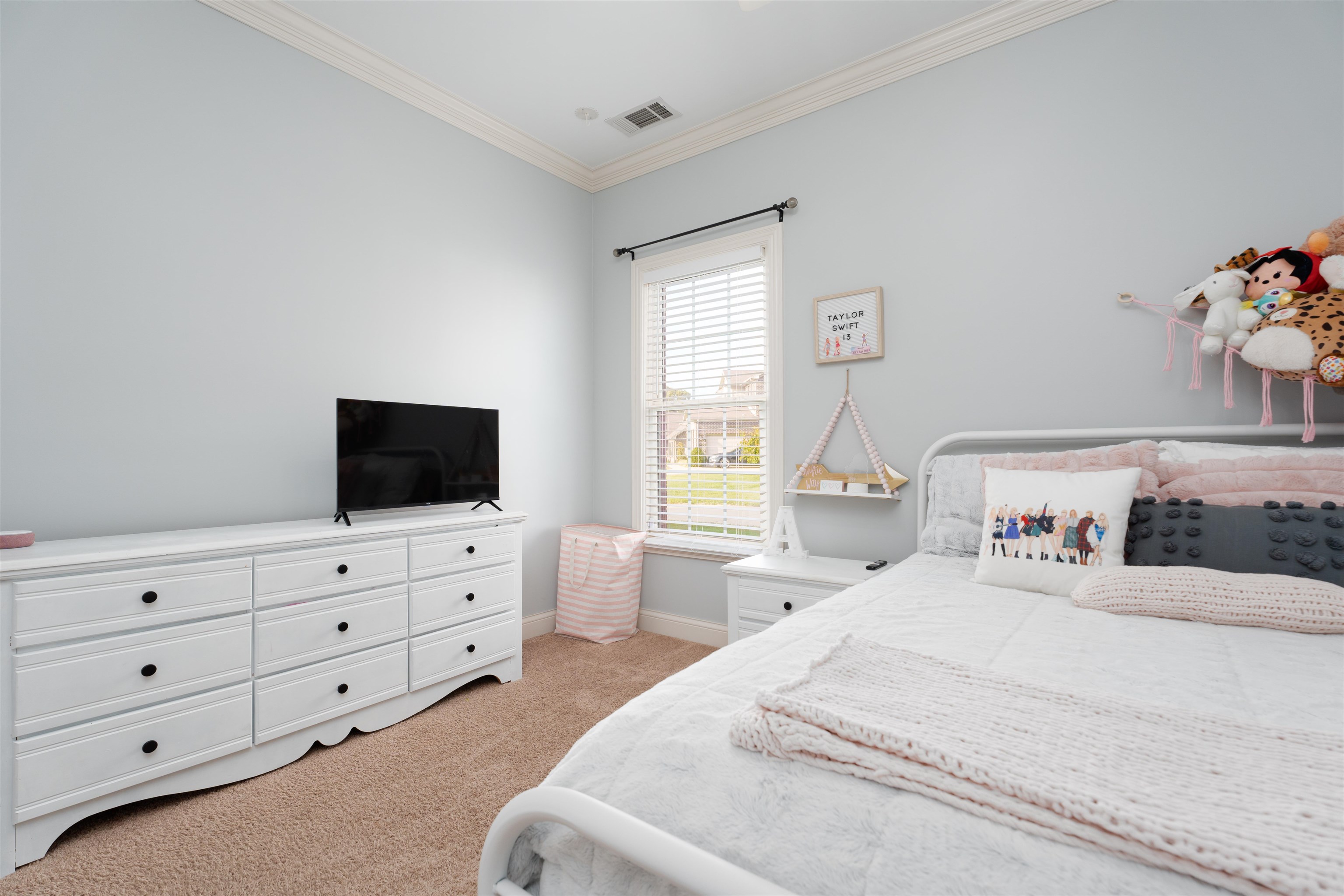 2813 Glencrest Dr, Owensboro, Kentucky 42303-4577, 5 Bedrooms Bedrooms, ,3 BathroomsBathrooms,Single Family Residence,For Sale,Glencrest Dr,90950