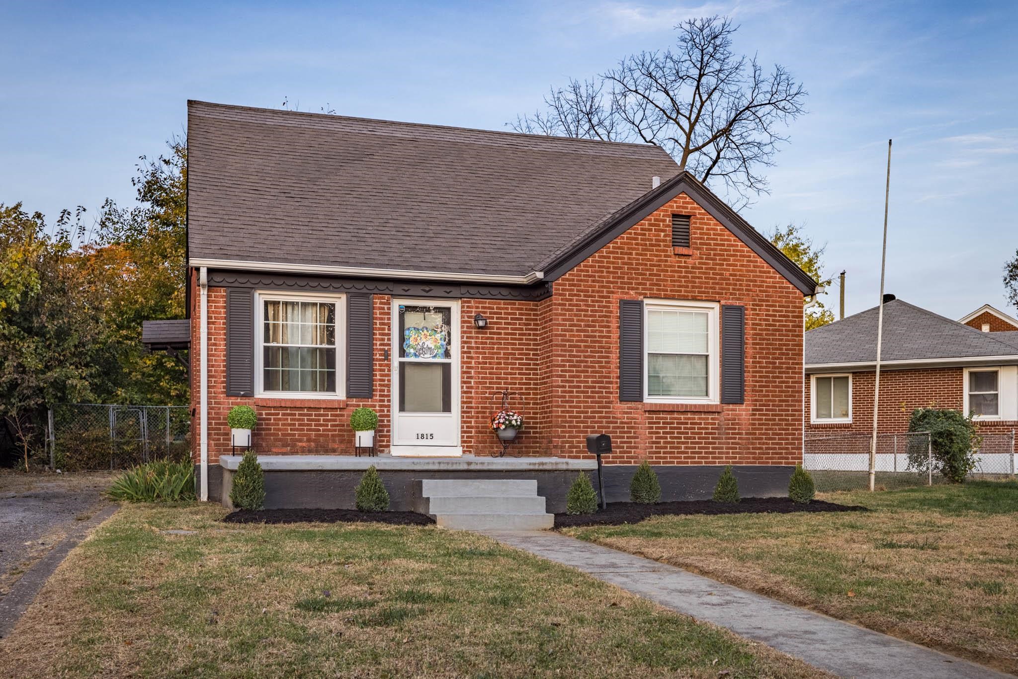 1815 Churchill Drive, Owensboro, Kentucky 42303, 3 Bedrooms Bedrooms, ,1 BathroomBathrooms,Single Family Residence,For Sale,Churchill Drive,90952