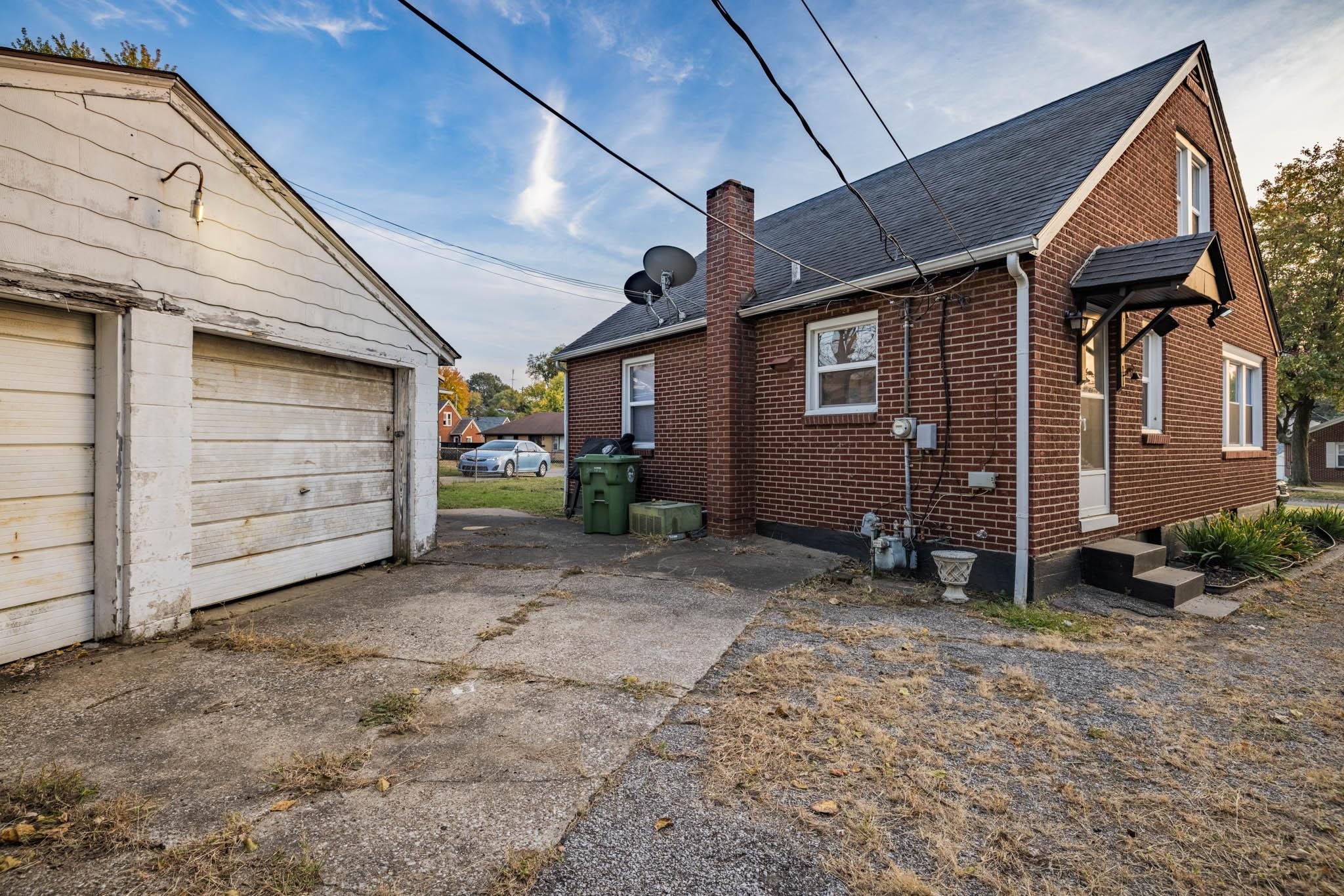 1815 Churchill Drive, Owensboro, Kentucky 42303, 3 Bedrooms Bedrooms, ,1 BathroomBathrooms,Single Family Residence,For Sale,Churchill Drive,90952