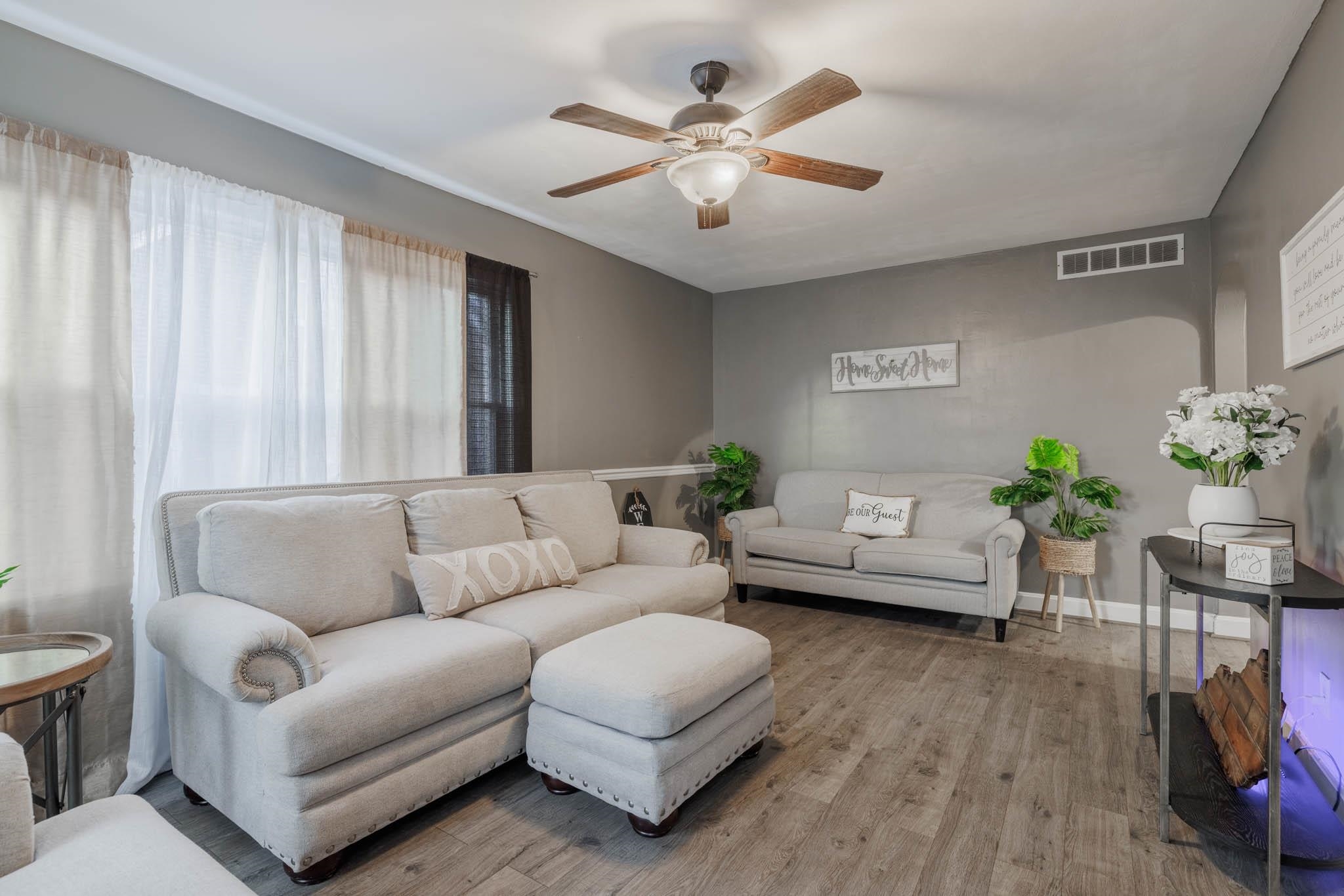 1815 Churchill Drive, Owensboro, Kentucky 42303, 3 Bedrooms Bedrooms, ,1 BathroomBathrooms,Single Family Residence,For Sale,Churchill Drive,90952