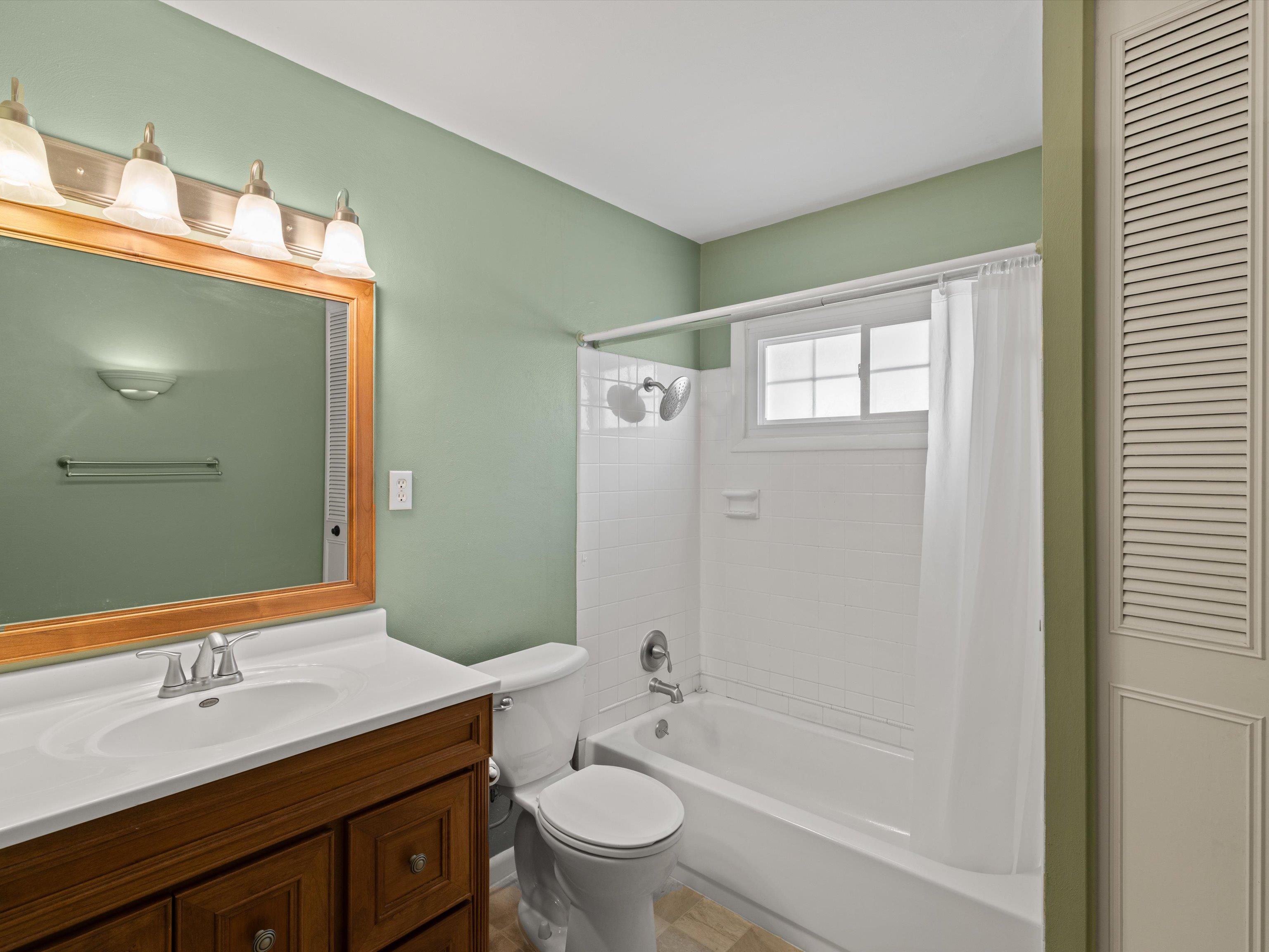 2332 Wintergreen Loop N, Owensboro, Kentucky 42301, 3 Bedrooms Bedrooms, ,2 BathroomsBathrooms,Single Family Residence,For Sale,Wintergreen Loop N,90954