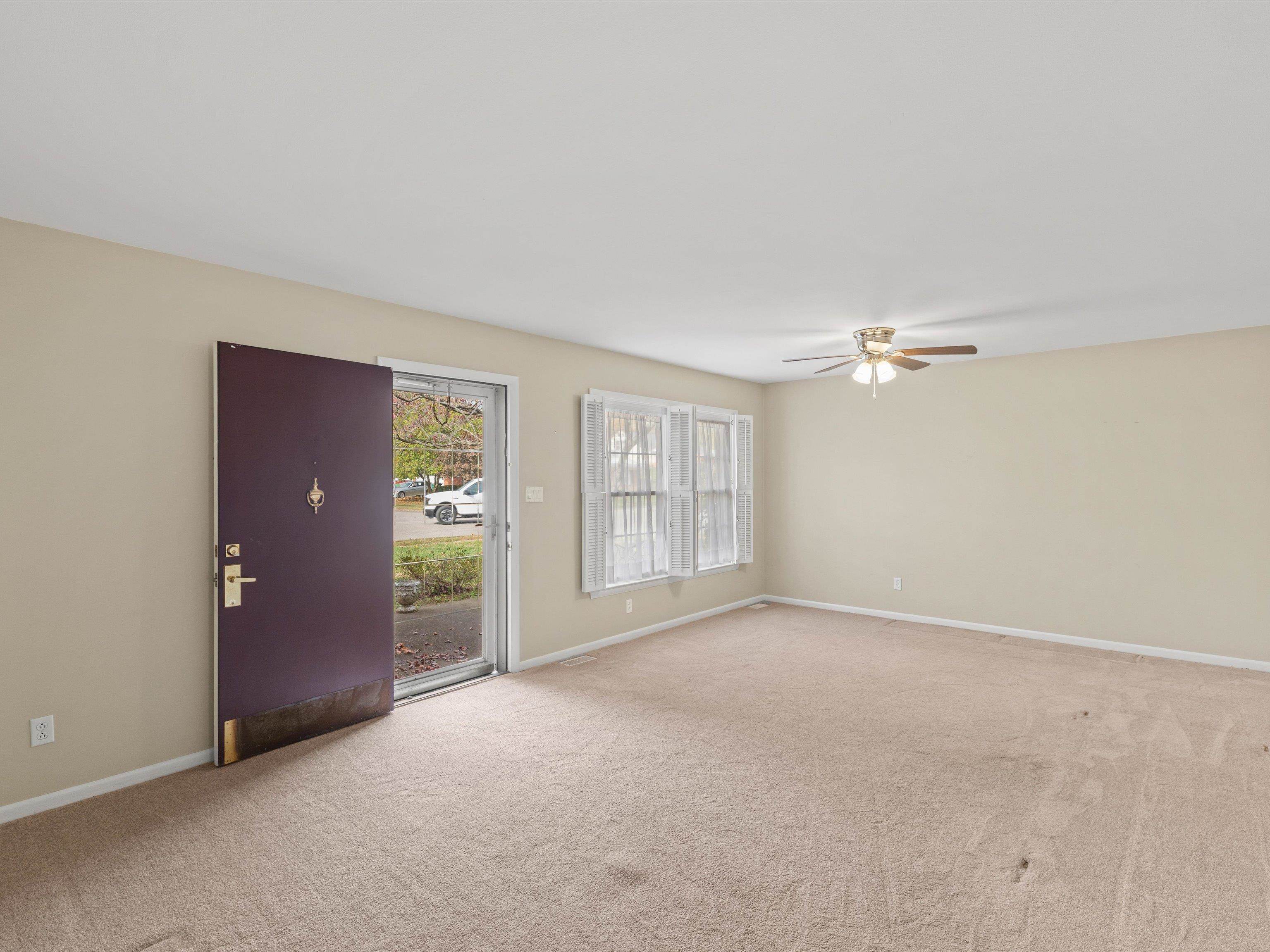 2332 Wintergreen Loop N, Owensboro, Kentucky 42301, 3 Bedrooms Bedrooms, ,2 BathroomsBathrooms,Single Family Residence,For Sale,Wintergreen Loop N,90954