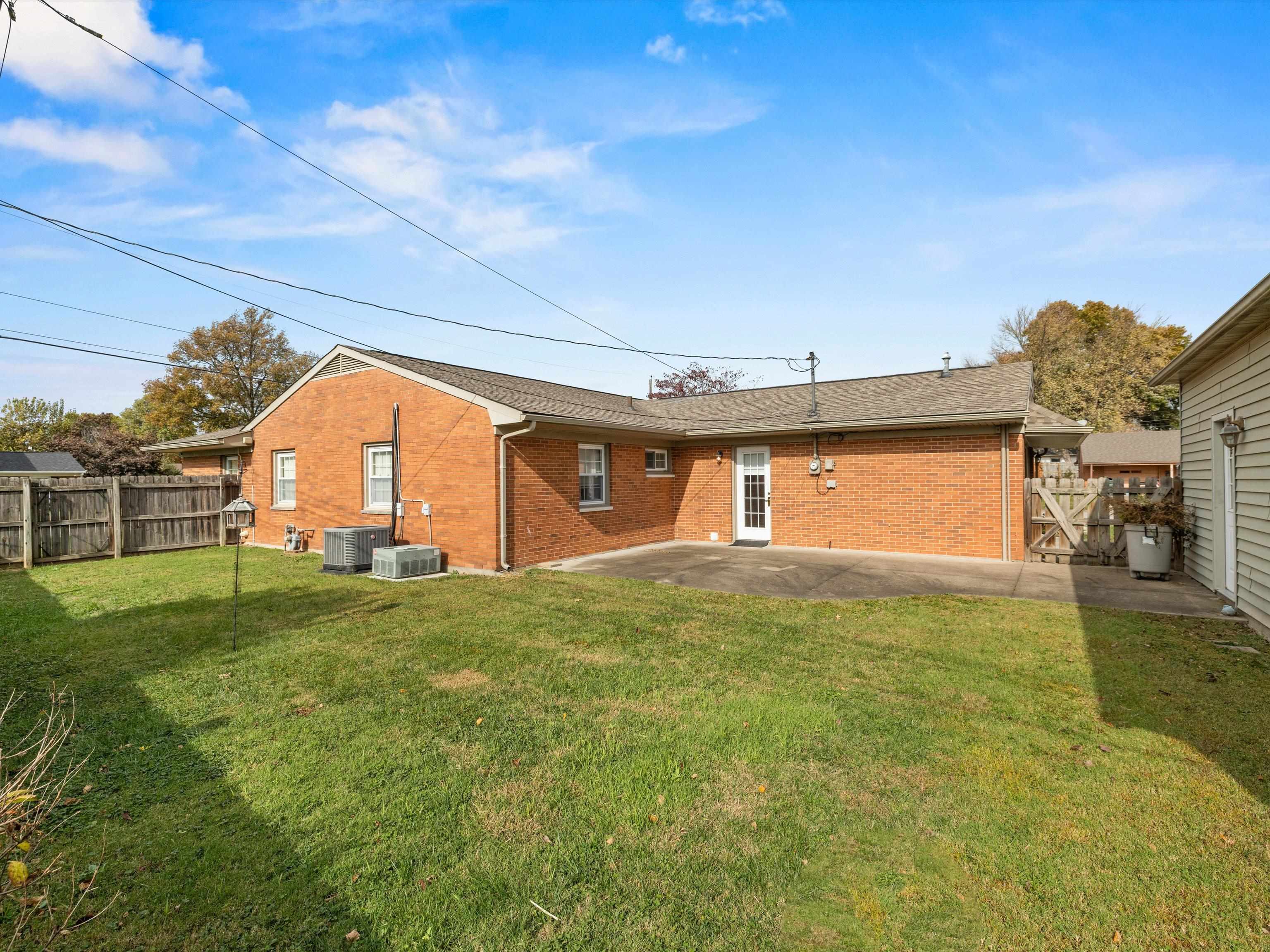 2332 Wintergreen Loop N, Owensboro, Kentucky 42301, 3 Bedrooms Bedrooms, ,2 BathroomsBathrooms,Single Family Residence,For Sale,Wintergreen Loop N,90954
