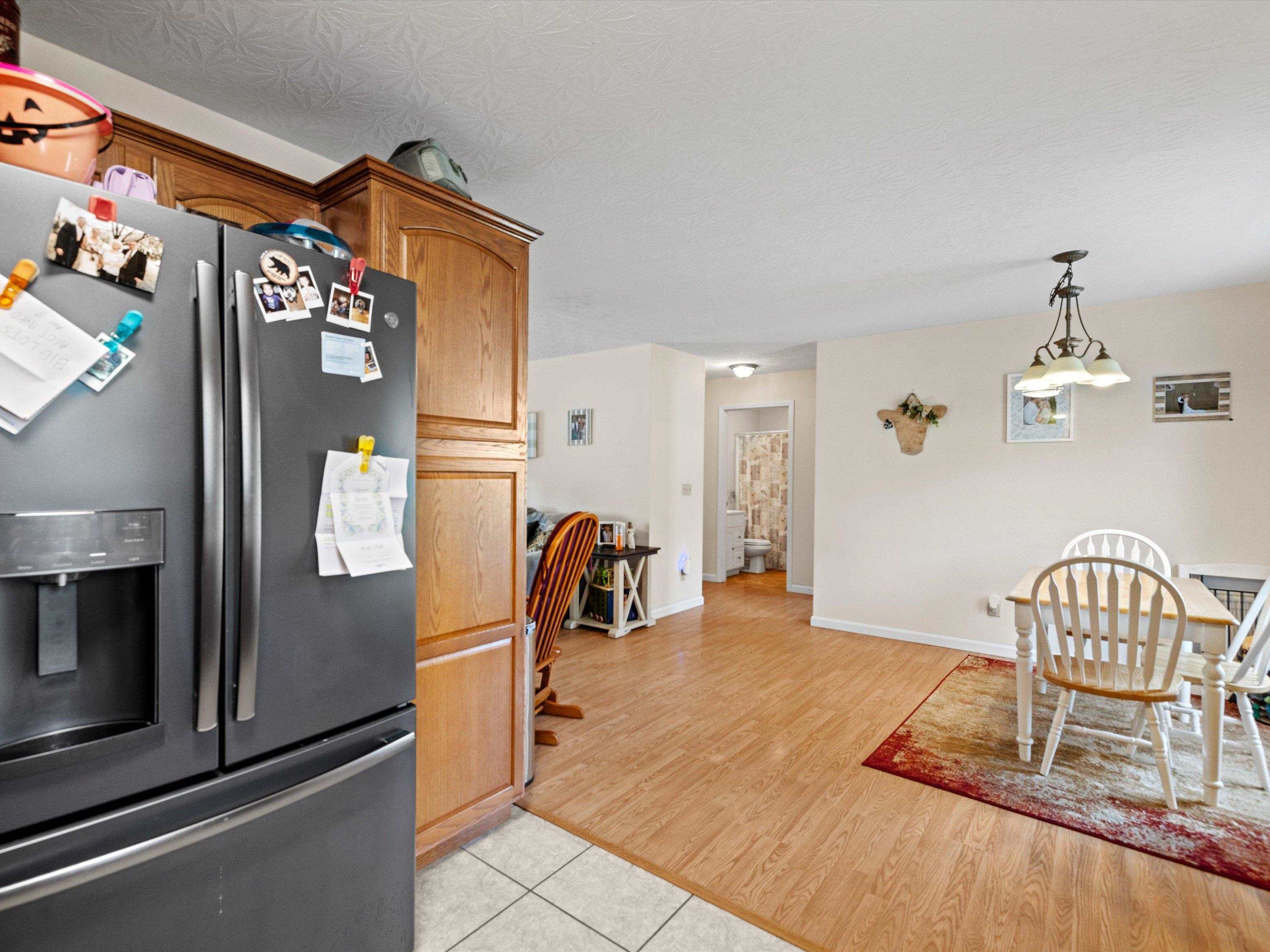 509 Oak St, Cloverport, Kentucky 40111, 3 Bedrooms Bedrooms, ,2 BathroomsBathrooms,Single Family Residence,For Sale,Oak St,90955