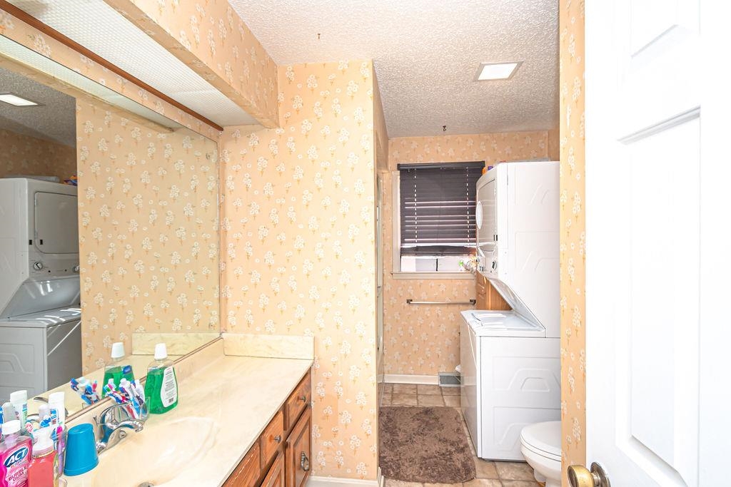 246 Valley View Drive, Morgantown, Kentucky 42261, 4 Bedrooms Bedrooms, ,3 BathroomsBathrooms,Ranch,For Sale,Valley View Drive,90958