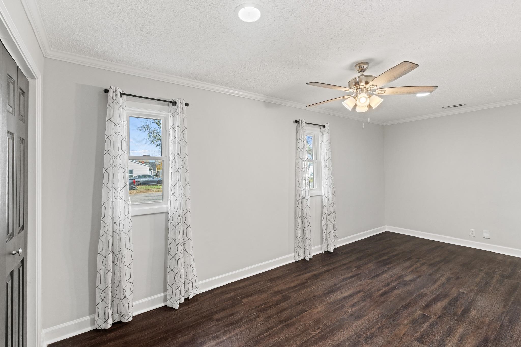 706 Danberry Street, Owensboro, Kentucky 42301, 3 Bedrooms Bedrooms, ,2 BathroomsBathrooms,Single Family Residence,For Sale,Danberry Street,90967