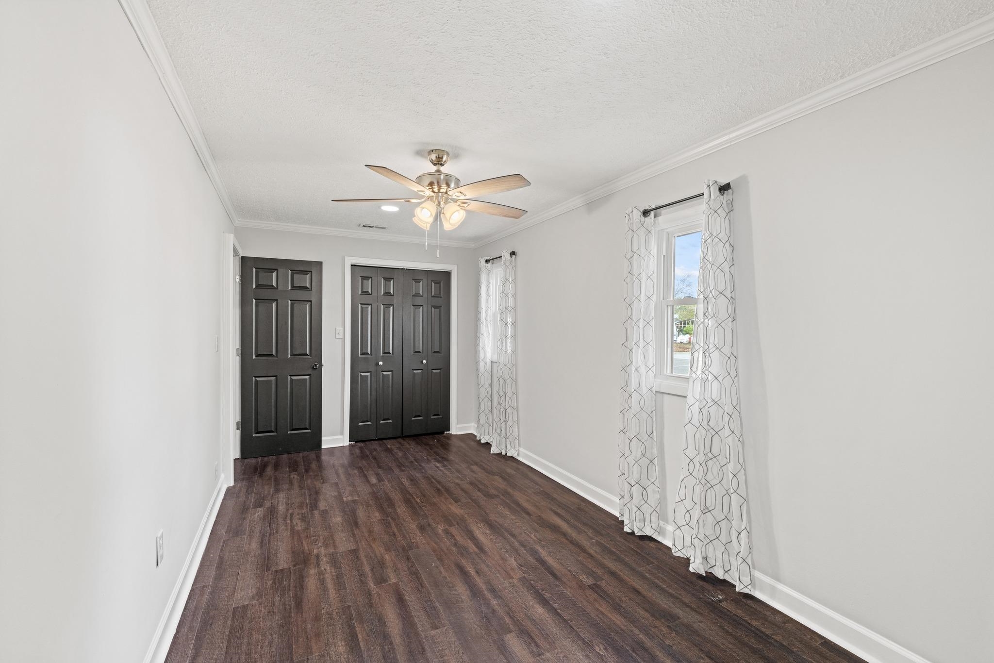 706 Danberry Street, Owensboro, Kentucky 42301, 3 Bedrooms Bedrooms, ,2 BathroomsBathrooms,Single Family Residence,For Sale,Danberry Street,90967