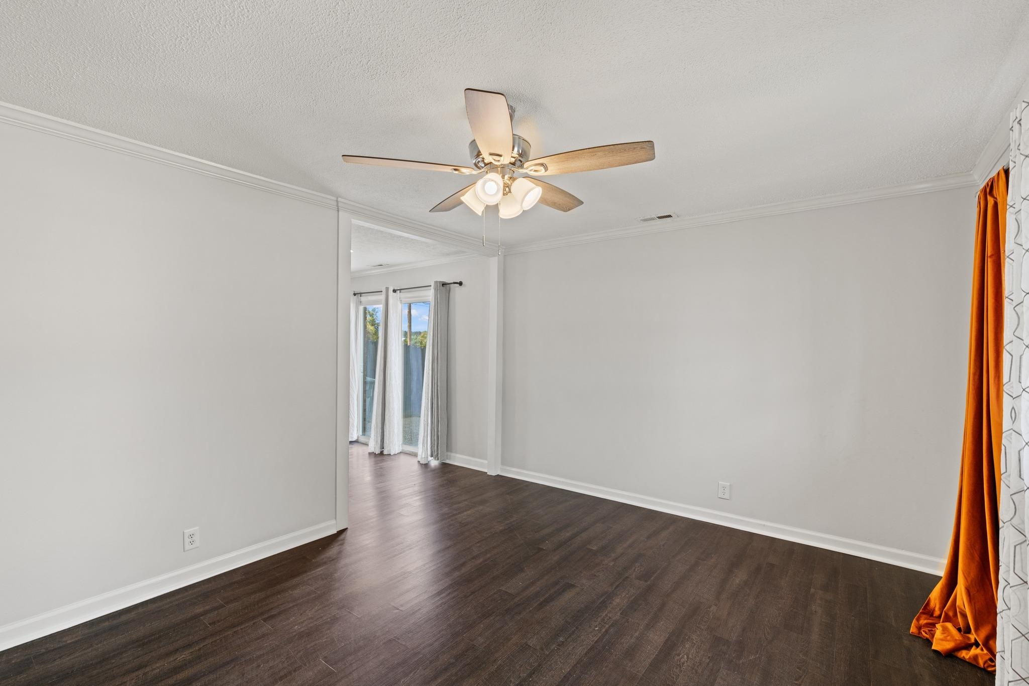 706 Danberry Street, Owensboro, Kentucky 42301, 3 Bedrooms Bedrooms, ,2 BathroomsBathrooms,Single Family Residence,For Sale,Danberry Street,90967