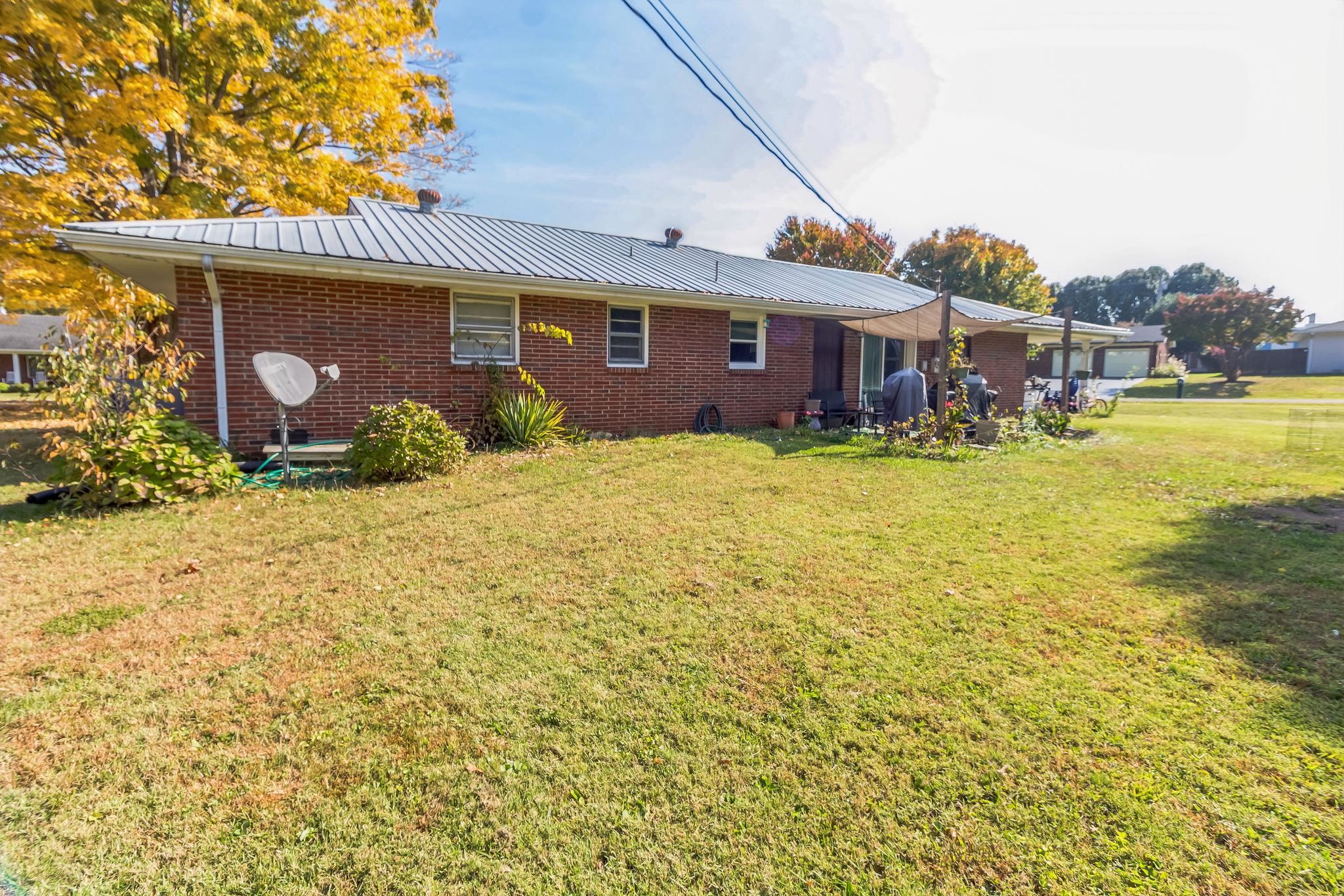 177 Cherokee Dr, Scottsville, Kentucky 42164, 4 Bedrooms Bedrooms, ,2 BathroomsBathrooms,Single Family Residence,For Sale,Cherokee Dr,90968