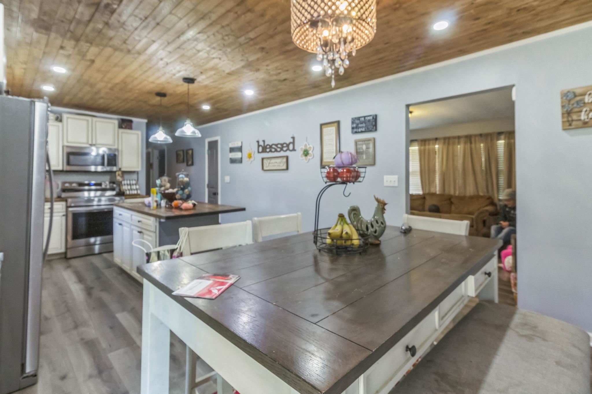 177 Cherokee Dr, Scottsville, Kentucky 42164, 4 Bedrooms Bedrooms, ,2 BathroomsBathrooms,Single Family Residence,For Sale,Cherokee Dr,90968