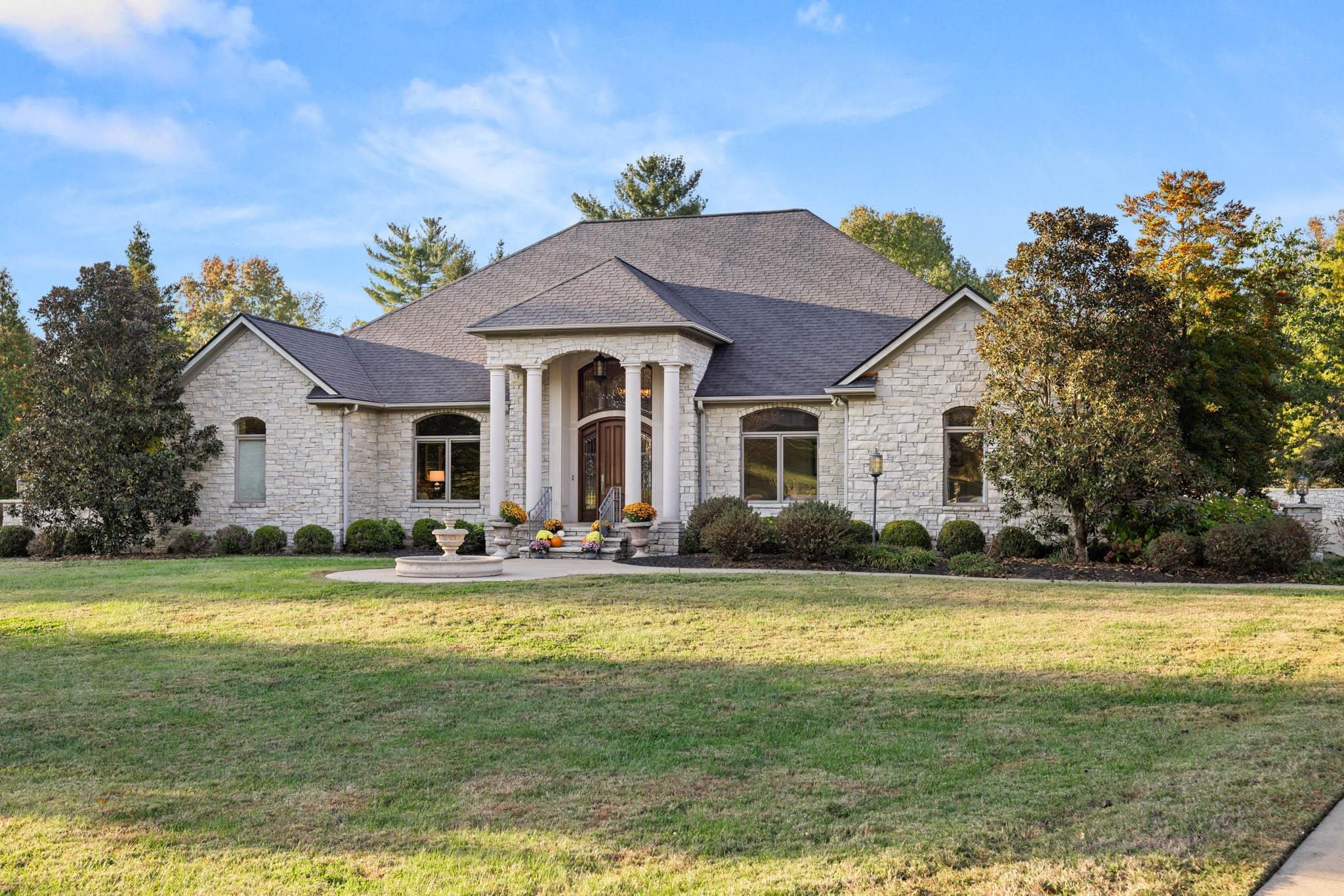 36 Stone Creek Pk, Owensboro, Kentucky 42303, 3 Bedrooms Bedrooms, ,4 BathroomsBathrooms,Single Family Residence,For Sale,Stone Creek Pk,90969