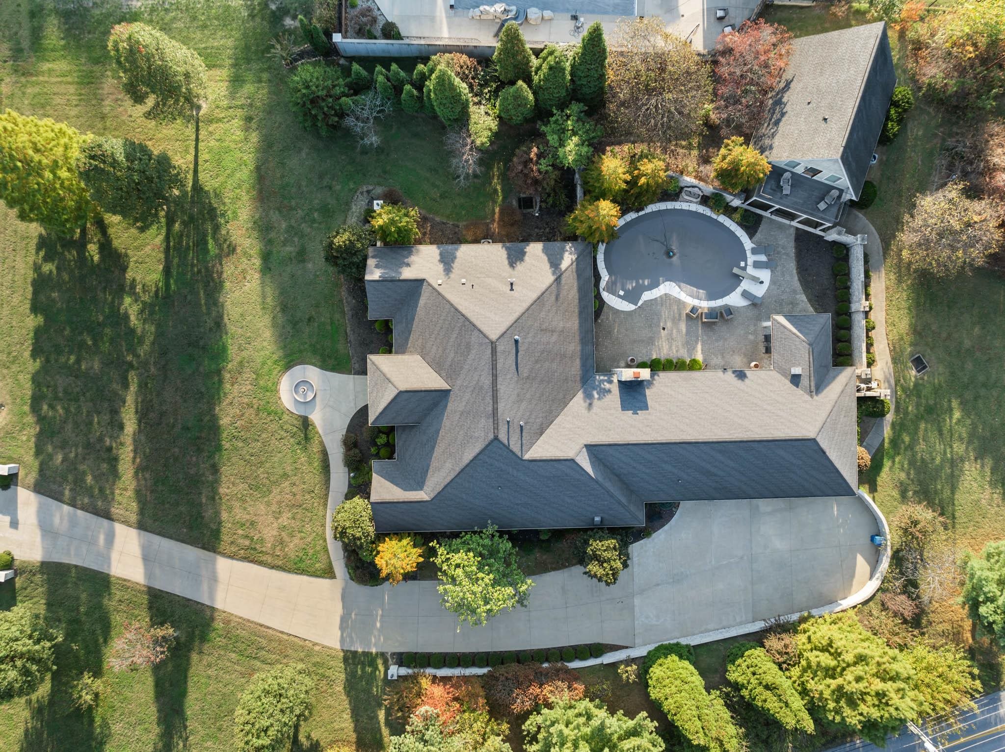 36 Stone Creek Pk, Owensboro, Kentucky 42303, 3 Bedrooms Bedrooms, ,4 BathroomsBathrooms,Single Family Residence,For Sale,Stone Creek Pk,90969
