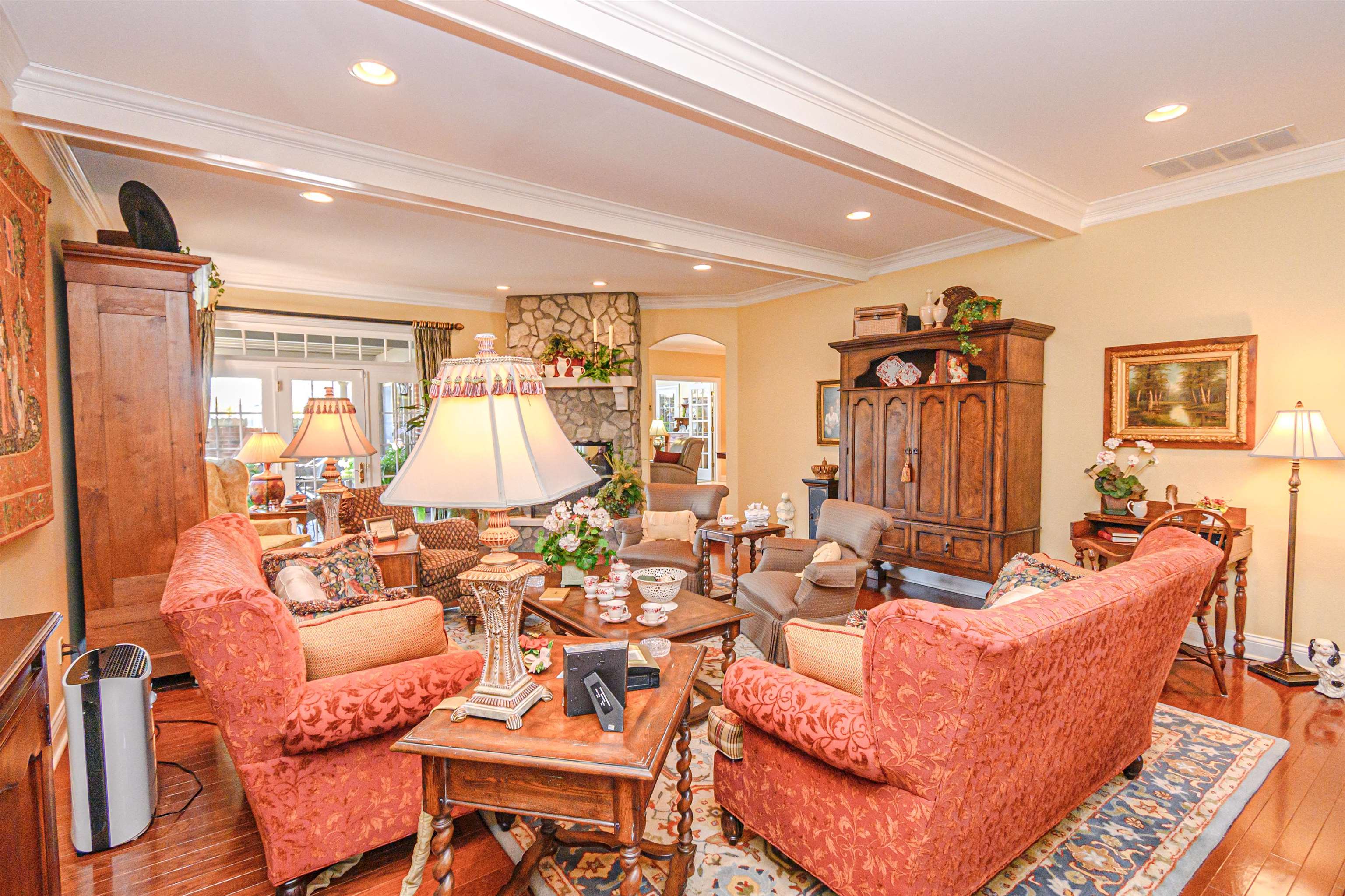 410 Golfview Circle, Owensboro, Kentucky 42303, 3 Bedrooms Bedrooms, ,2 BathroomsBathrooms,Single Family Residence,For Sale,Golfview Circle,90971