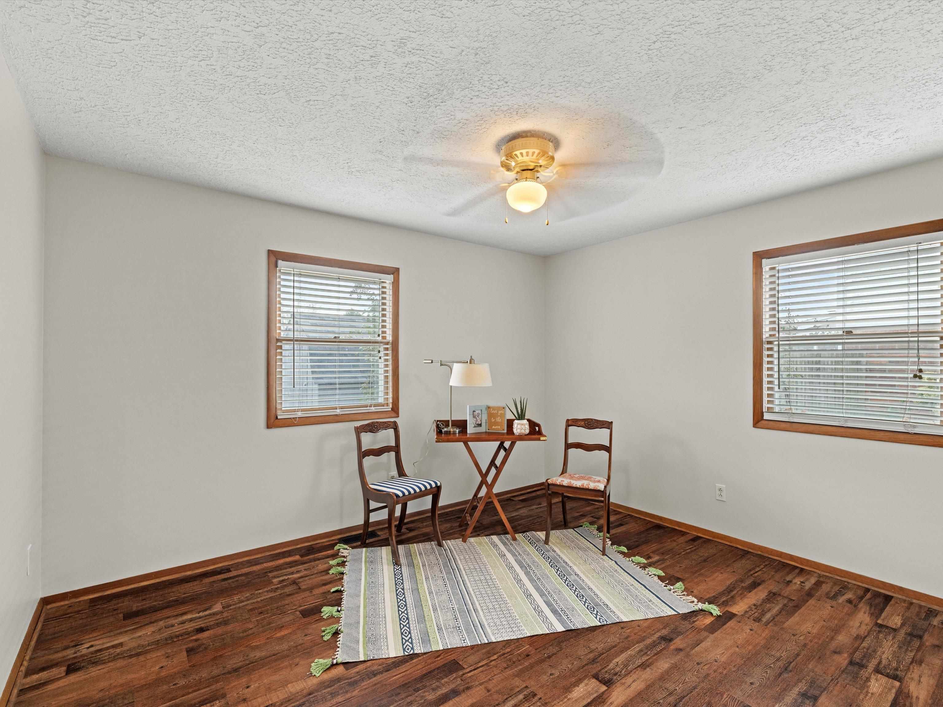 2301 Whirlaway Dr., Owensboro, Kentucky 42301, 4 Bedrooms Bedrooms, ,2 BathroomsBathrooms,Single Family Residence,For Sale,Whirlaway Dr.,90972