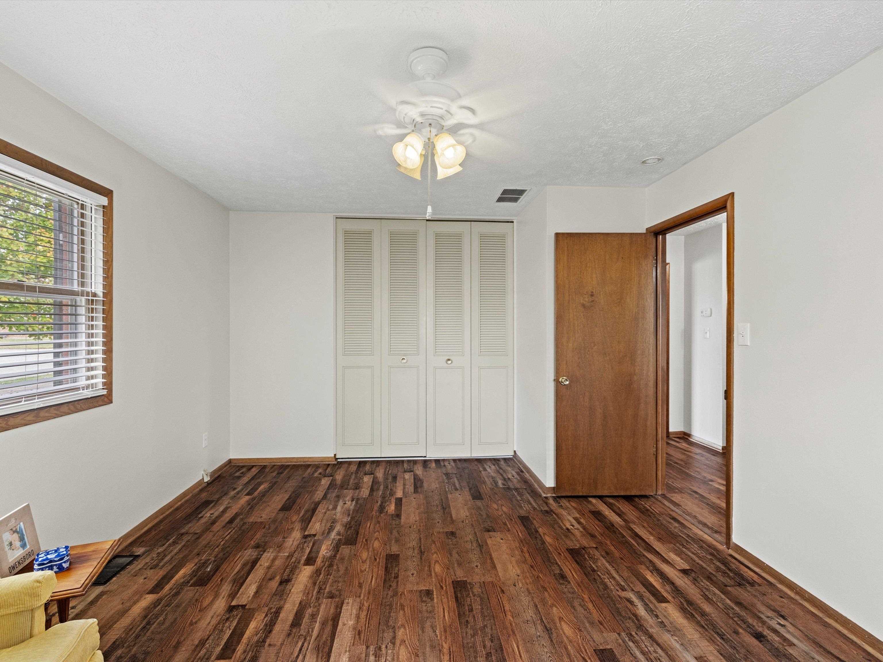 2301 Whirlaway Dr., Owensboro, Kentucky 42301, 4 Bedrooms Bedrooms, ,2 BathroomsBathrooms,Single Family Residence,For Sale,Whirlaway Dr.,90972