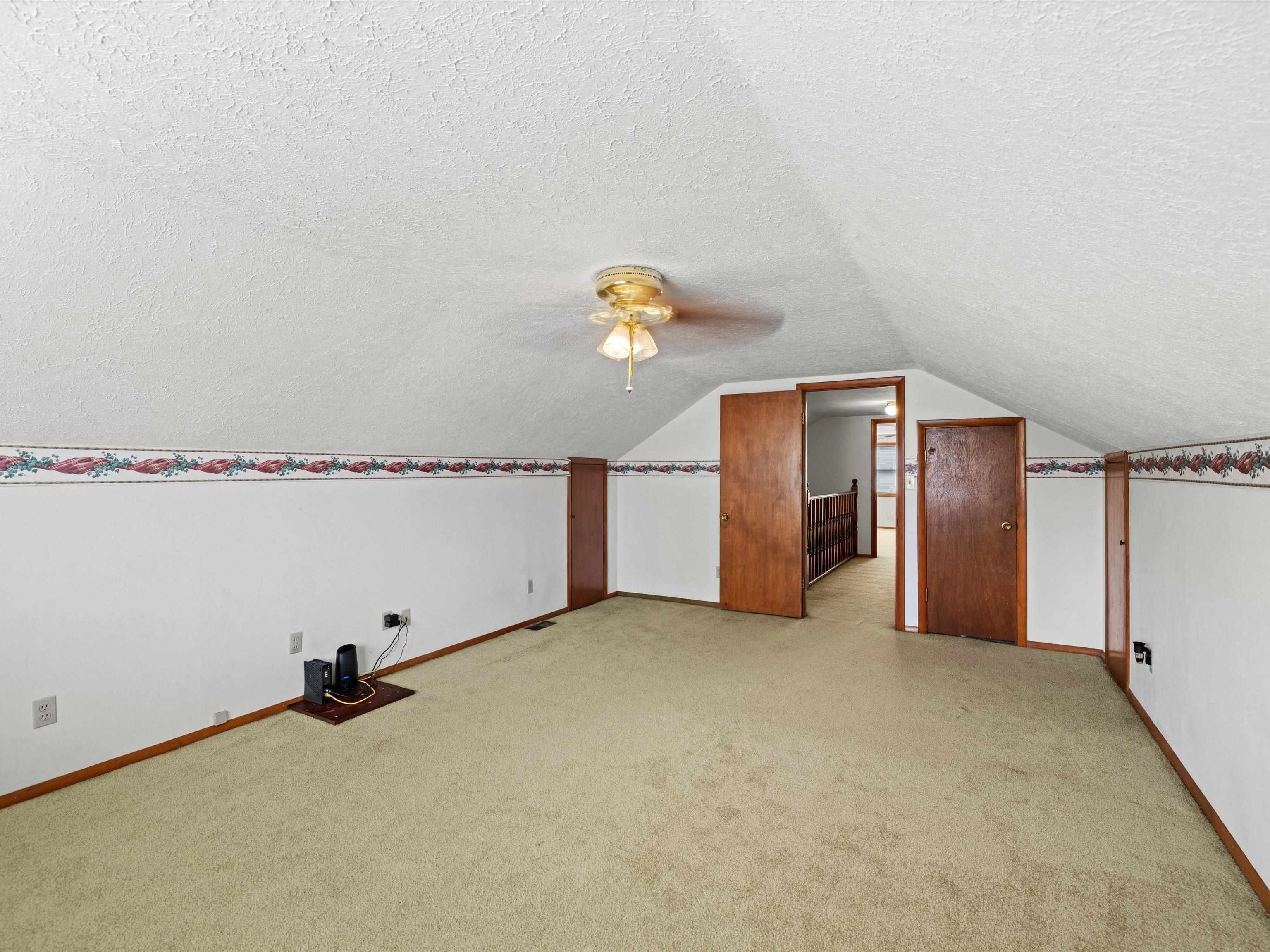 2301 Whirlaway Dr., Owensboro, Kentucky 42301, 4 Bedrooms Bedrooms, ,2 BathroomsBathrooms,Single Family Residence,For Sale,Whirlaway Dr.,90972