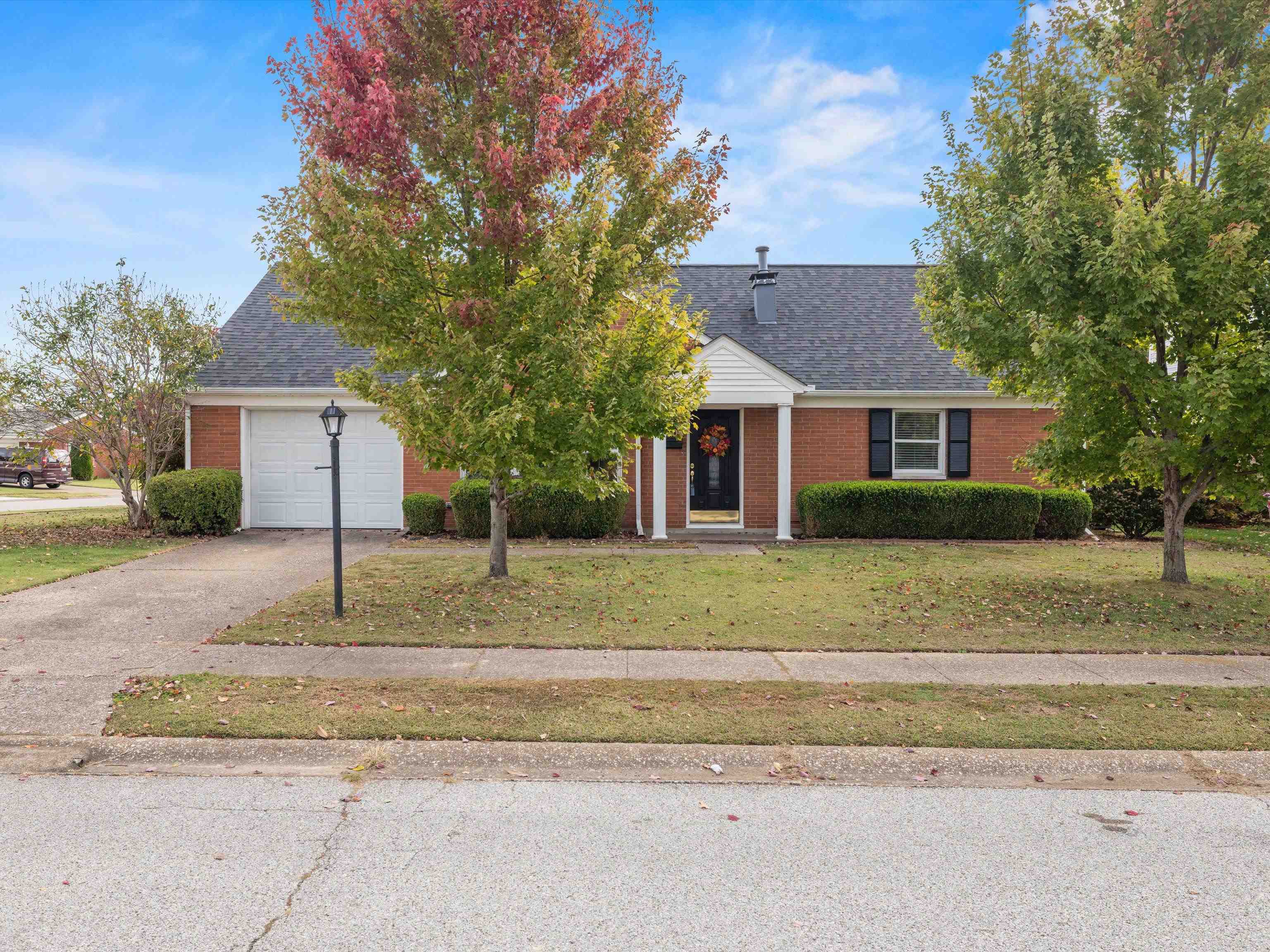 2301 Whirlaway Dr., Owensboro, Kentucky 42301, 4 Bedrooms Bedrooms, ,2 BathroomsBathrooms,Single Family Residence,For Sale,Whirlaway Dr.,90972