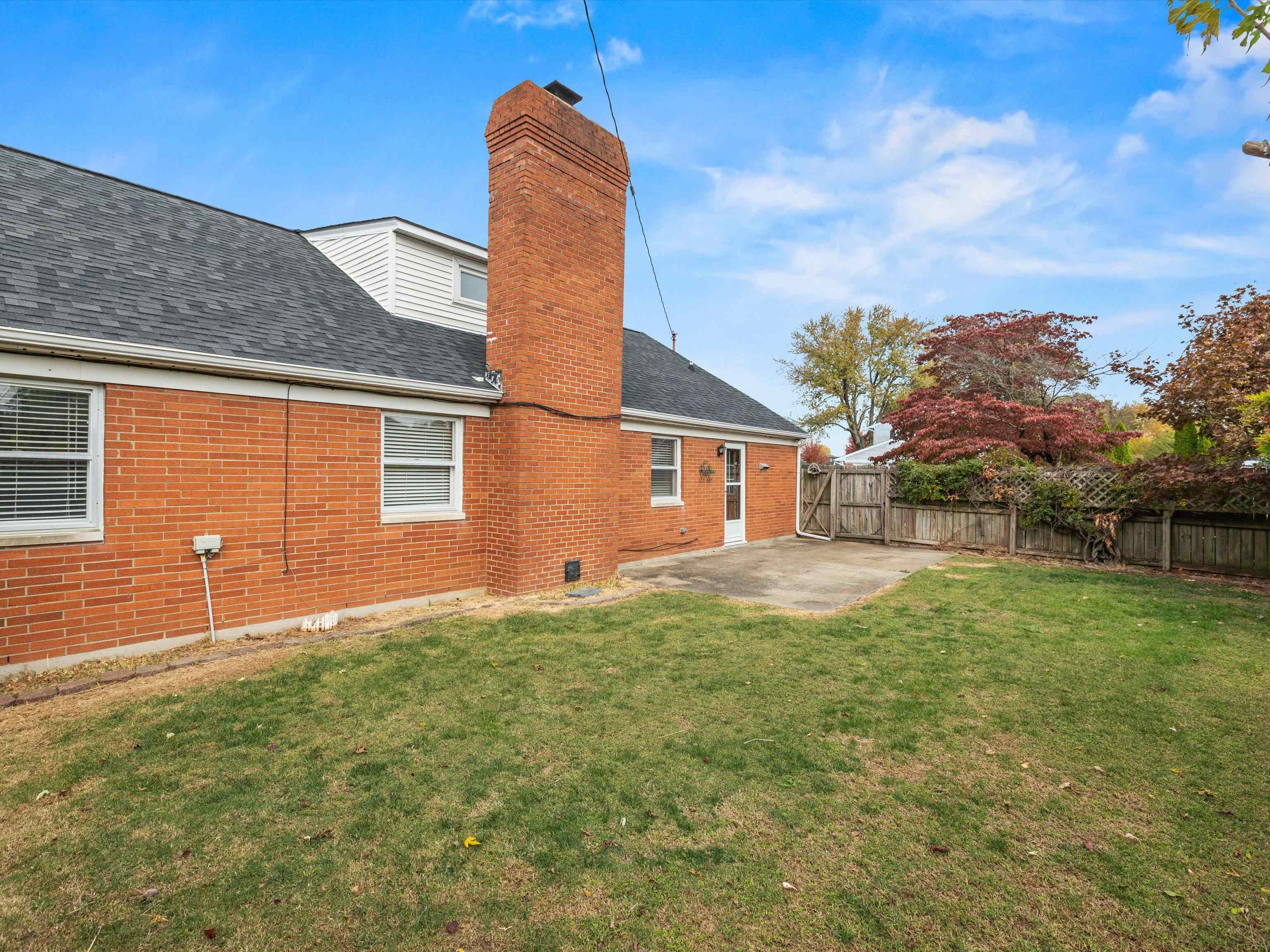 2301 Whirlaway Dr., Owensboro, Kentucky 42301, 4 Bedrooms Bedrooms, ,2 BathroomsBathrooms,Single Family Residence,For Sale,Whirlaway Dr.,90972