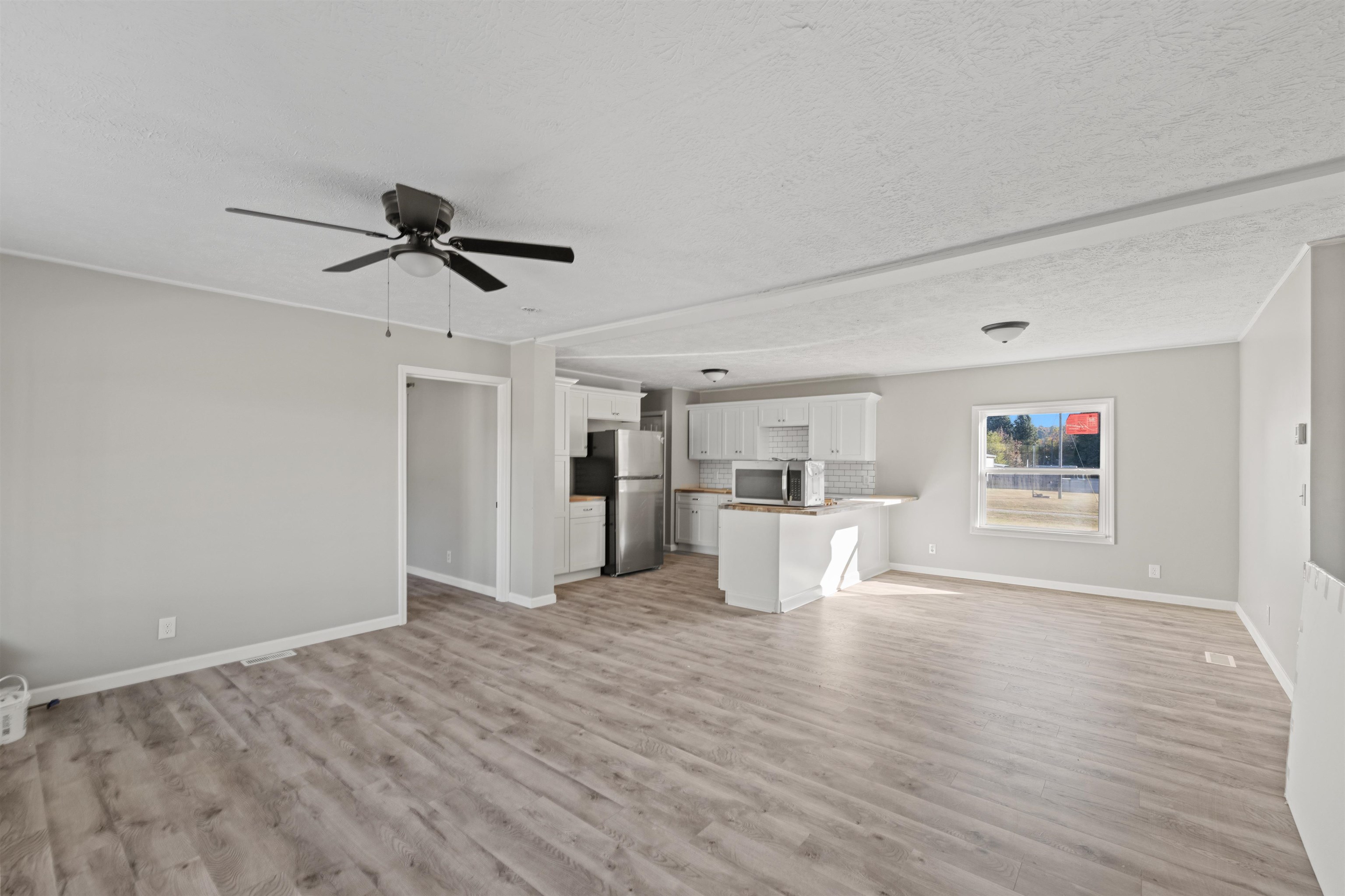 18 Hidden Valley Lane, Utica, Kentucky 42376, 3 Bedrooms Bedrooms, ,2 BathroomsBathrooms,Manufactured On Land,For Sale,Hidden Valley Lane,90978
