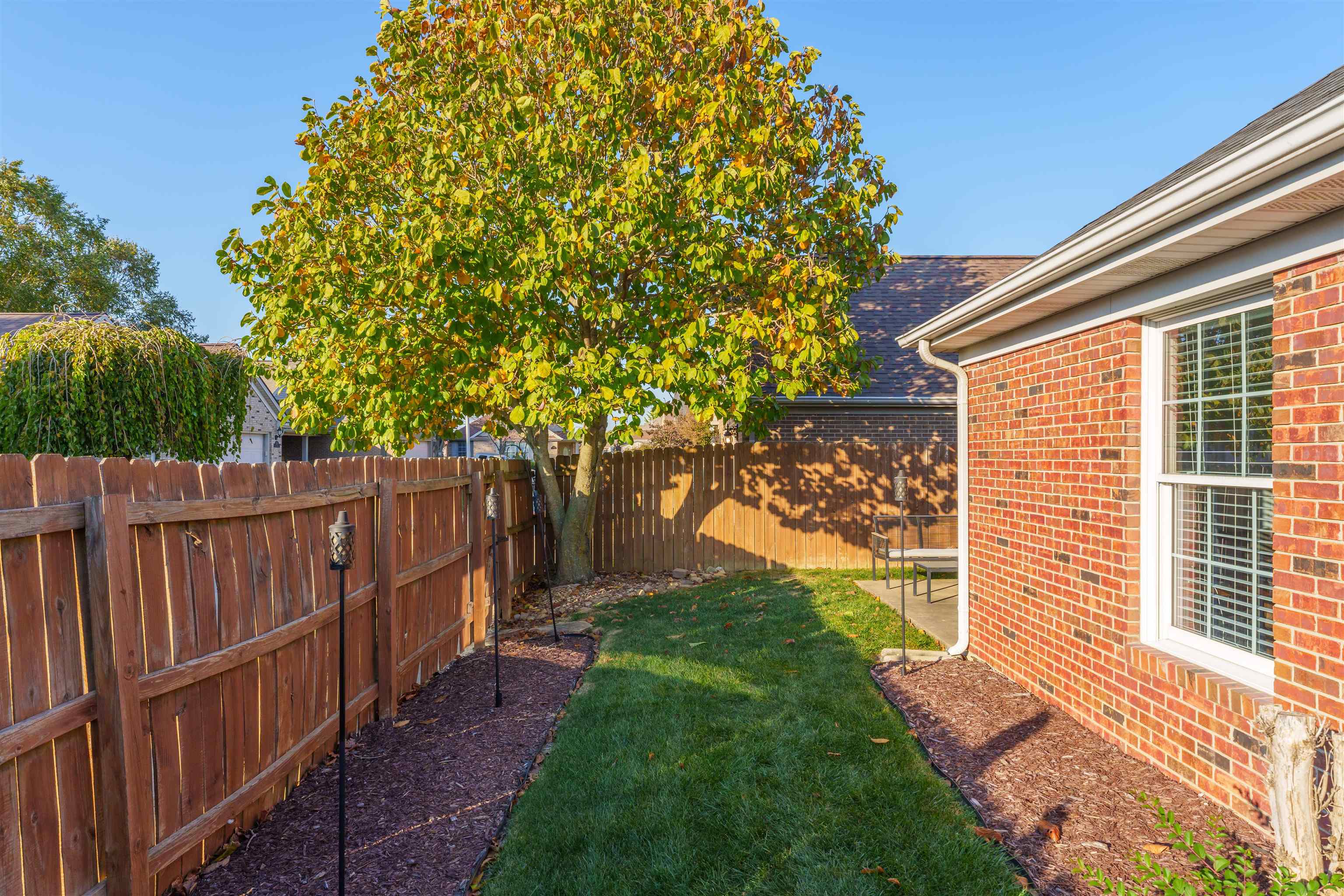 2314 Triple Crown Way, Owensboro, Kentucky 42301, 3 Bedrooms Bedrooms, ,2 BathroomsBathrooms,Single Family Residence,For Sale,Triple Crown Way,90981