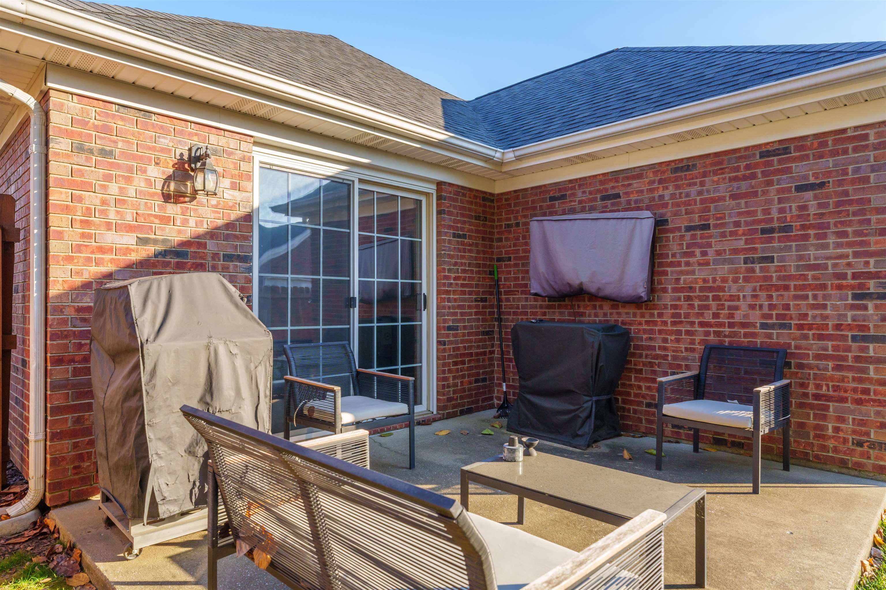 2314 Triple Crown Way, Owensboro, Kentucky 42301, 3 Bedrooms Bedrooms, ,2 BathroomsBathrooms,Single Family Residence,For Sale,Triple Crown Way,90981